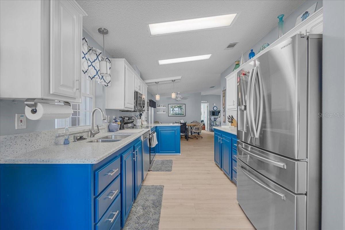 Image 8 of 48 For 27110 Jones Loop Rd  295