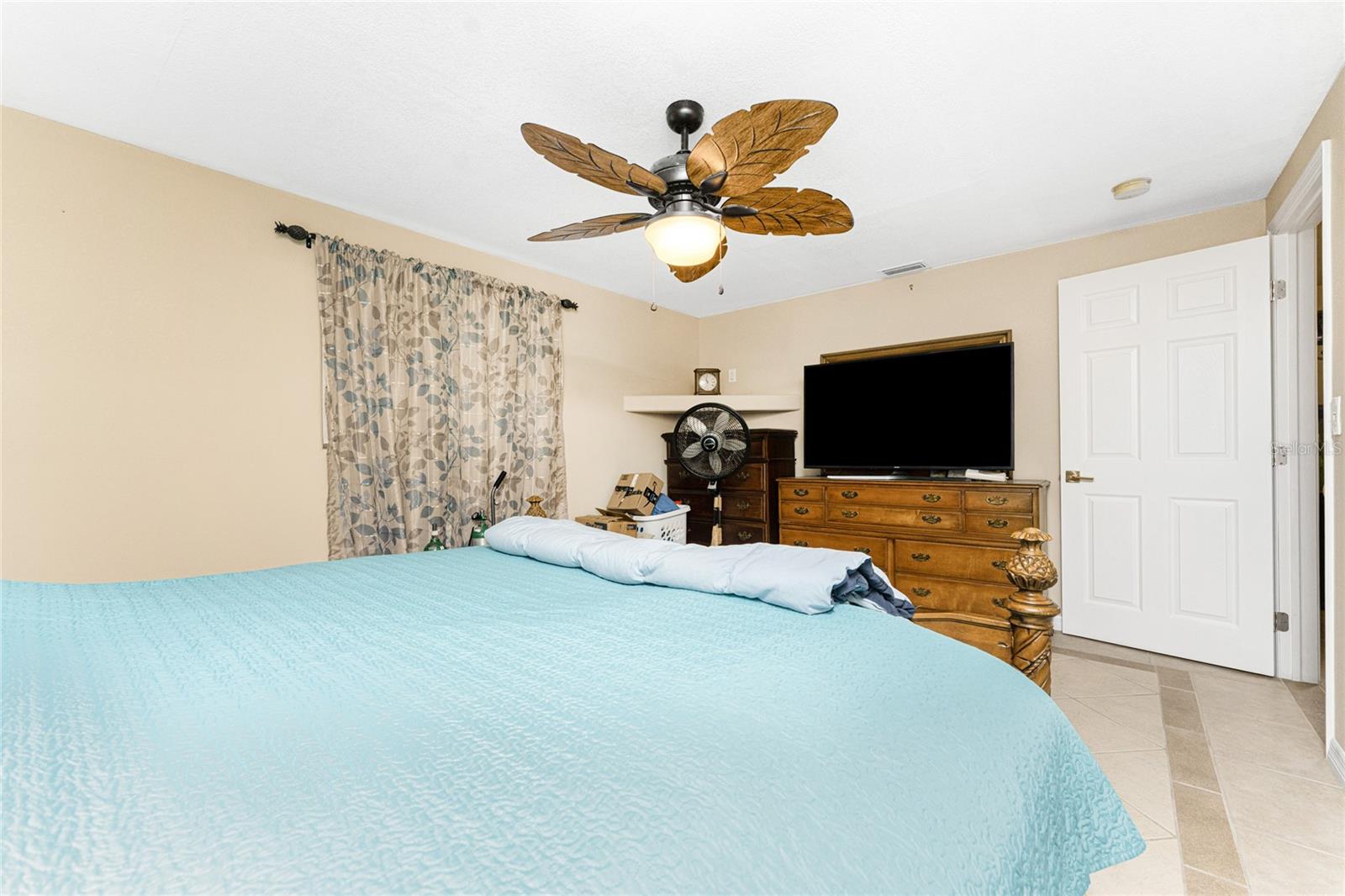 Image 18 of 42 For 257 Reading Street Nw