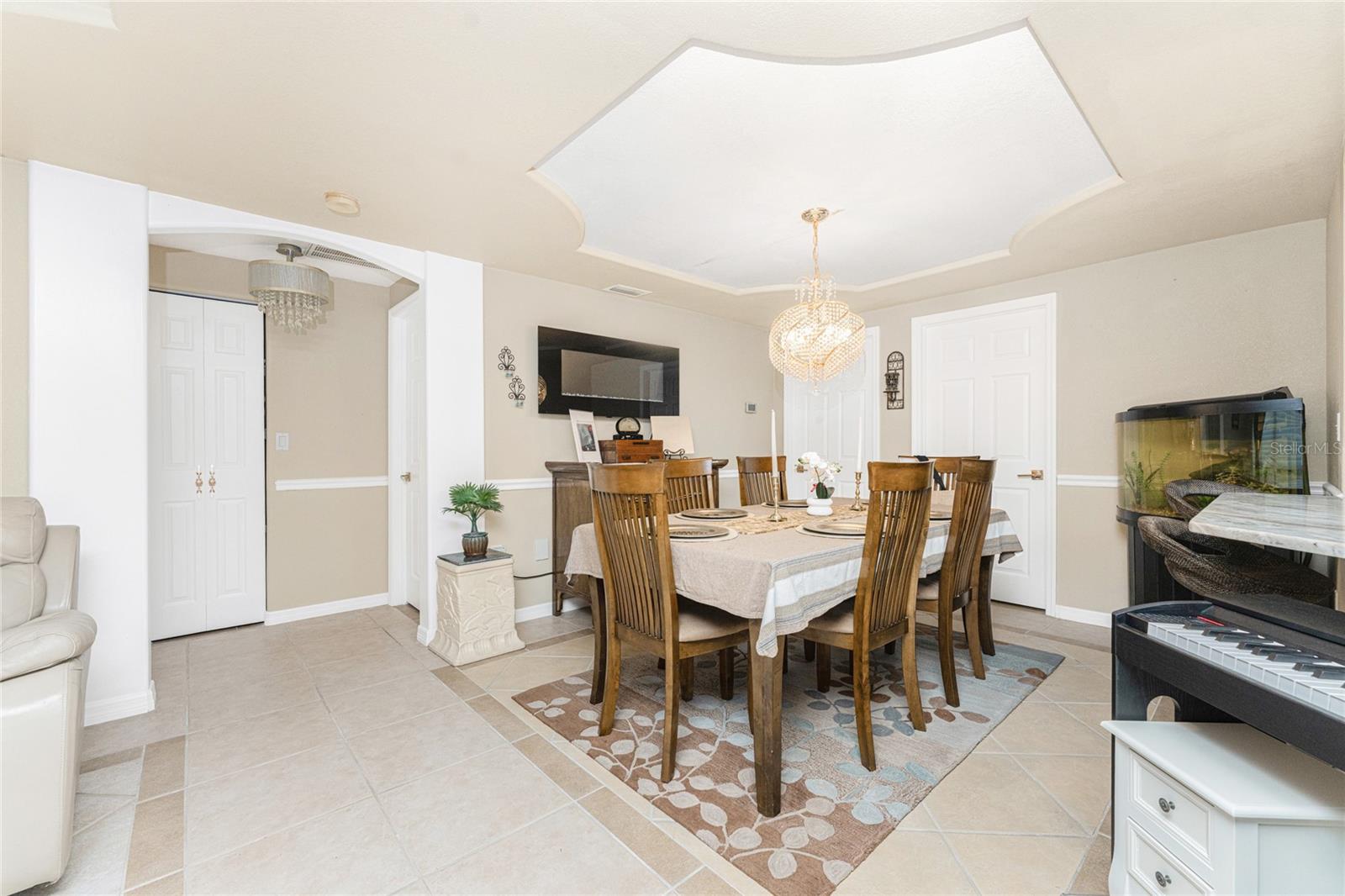 Image 9 of 42 For 257 Reading Street Nw