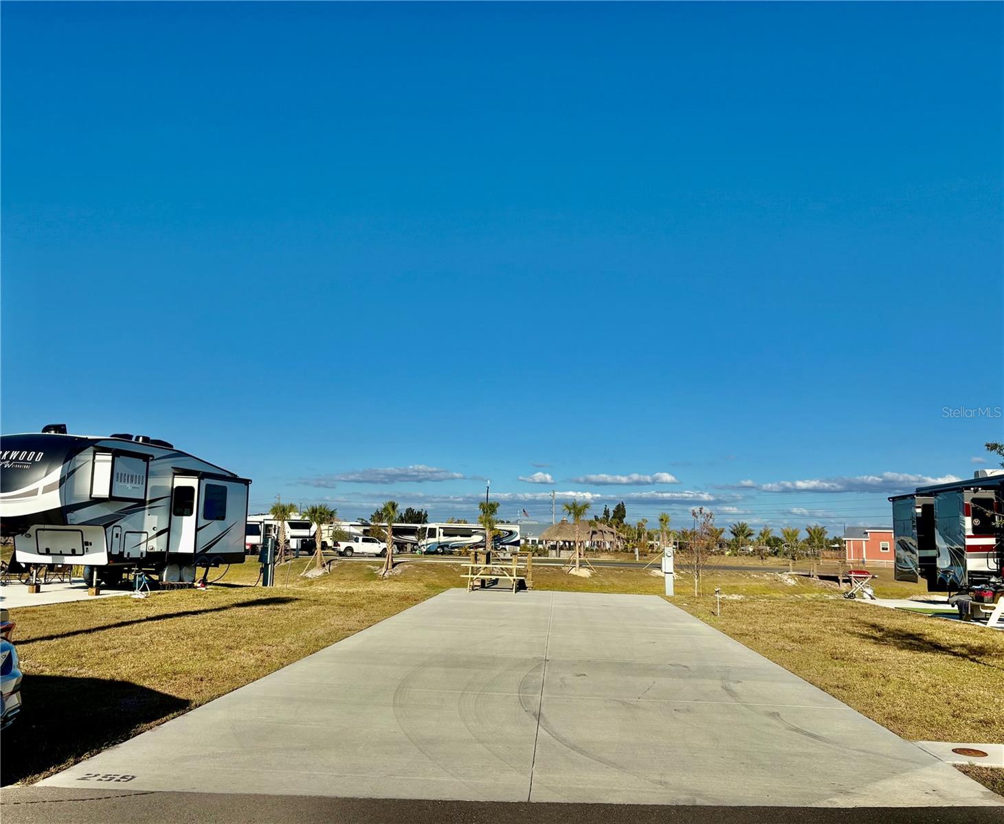 Image 17 of 32 For 259 Horizon Road