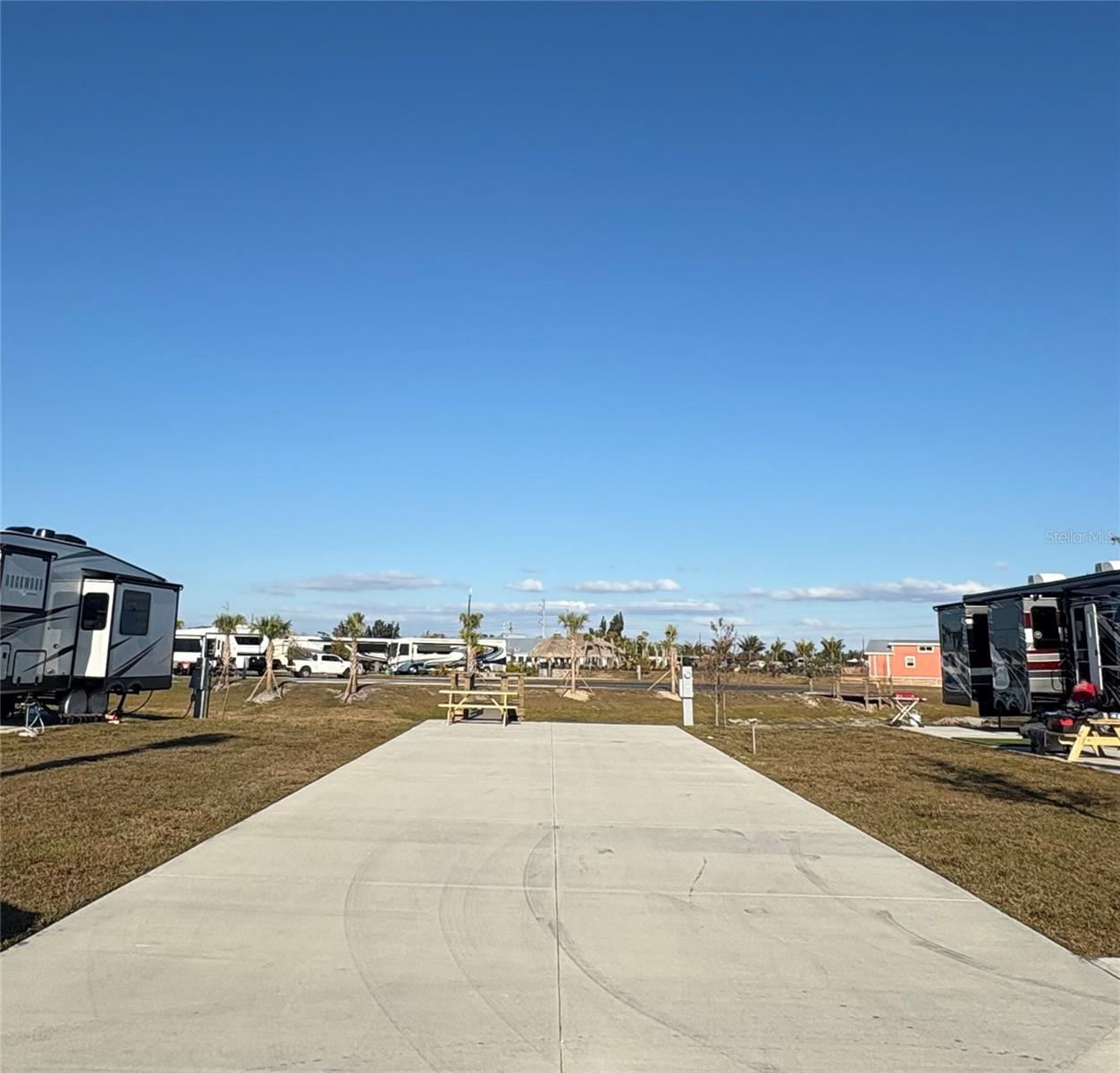 Image 4 of 32 For 259 Horizon Road