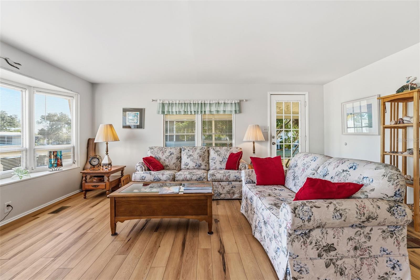 Image 16 of 86 For 6581 Honu Court