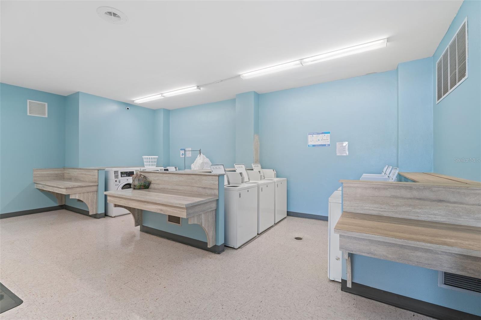 Image 73 of 86 For 6581 Honu Court