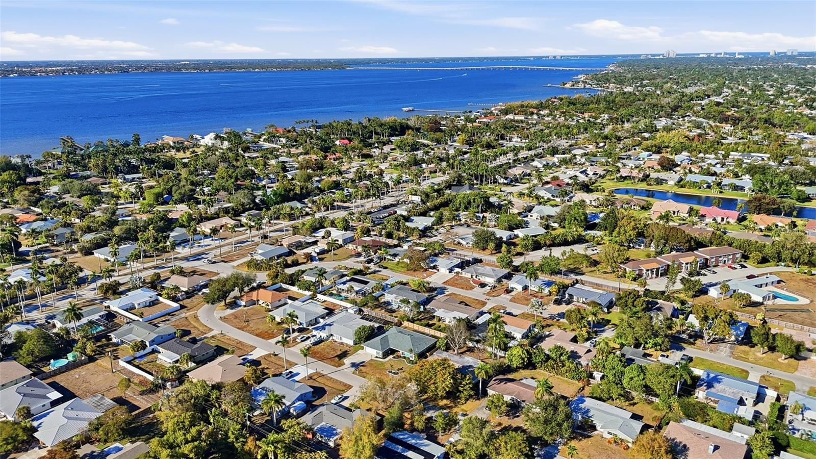 Details for 885 Entrada Drive S, FORT MYERS, FL 33919