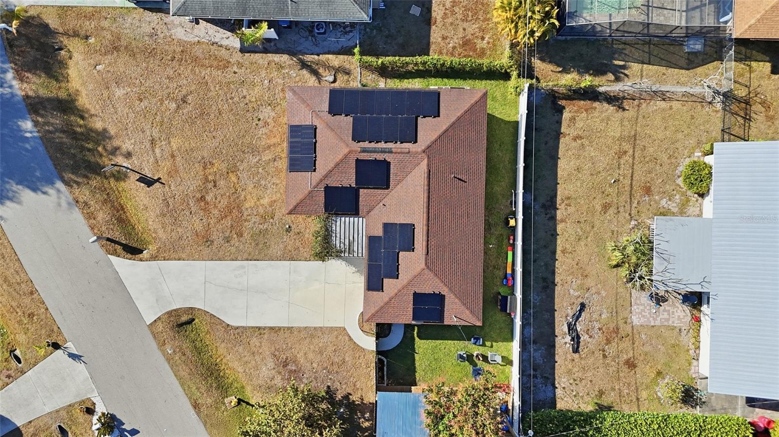 Image 17 of 17 For 885 Entrada Drive S