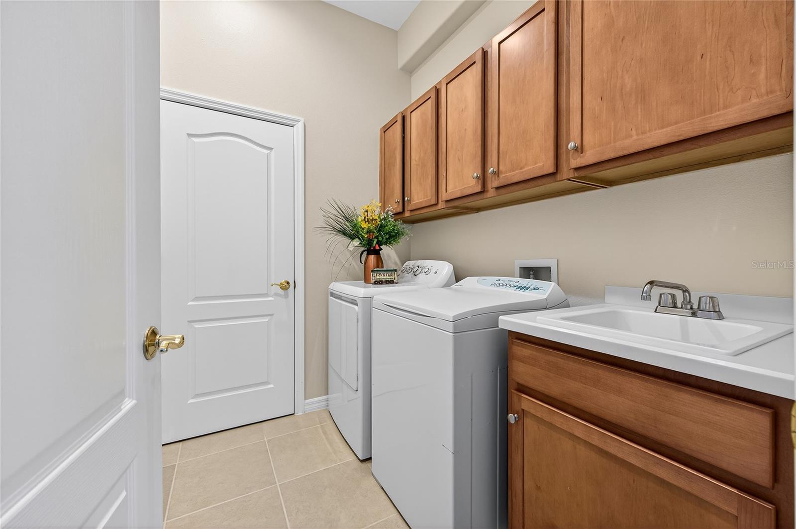 Image 12 of 47 For 1832 Knights Bridge Trail