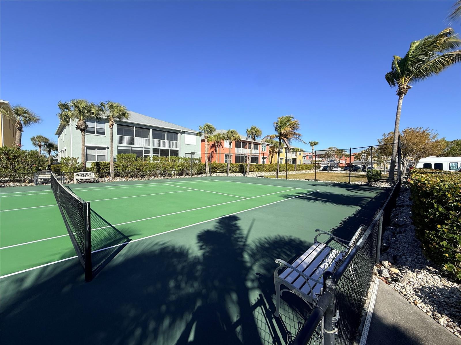 Image 2 of 31 For 2002 Bal Harbor Boulevard 1512