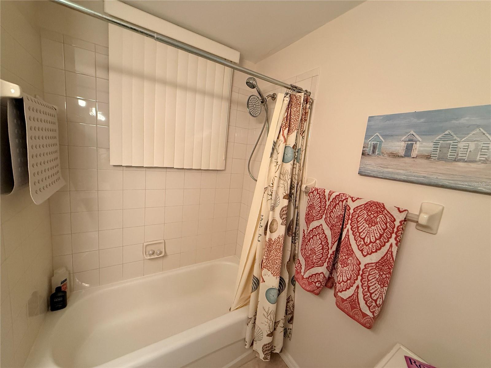 Image 25 of 31 For 2002 Bal Harbor Boulevard 1512