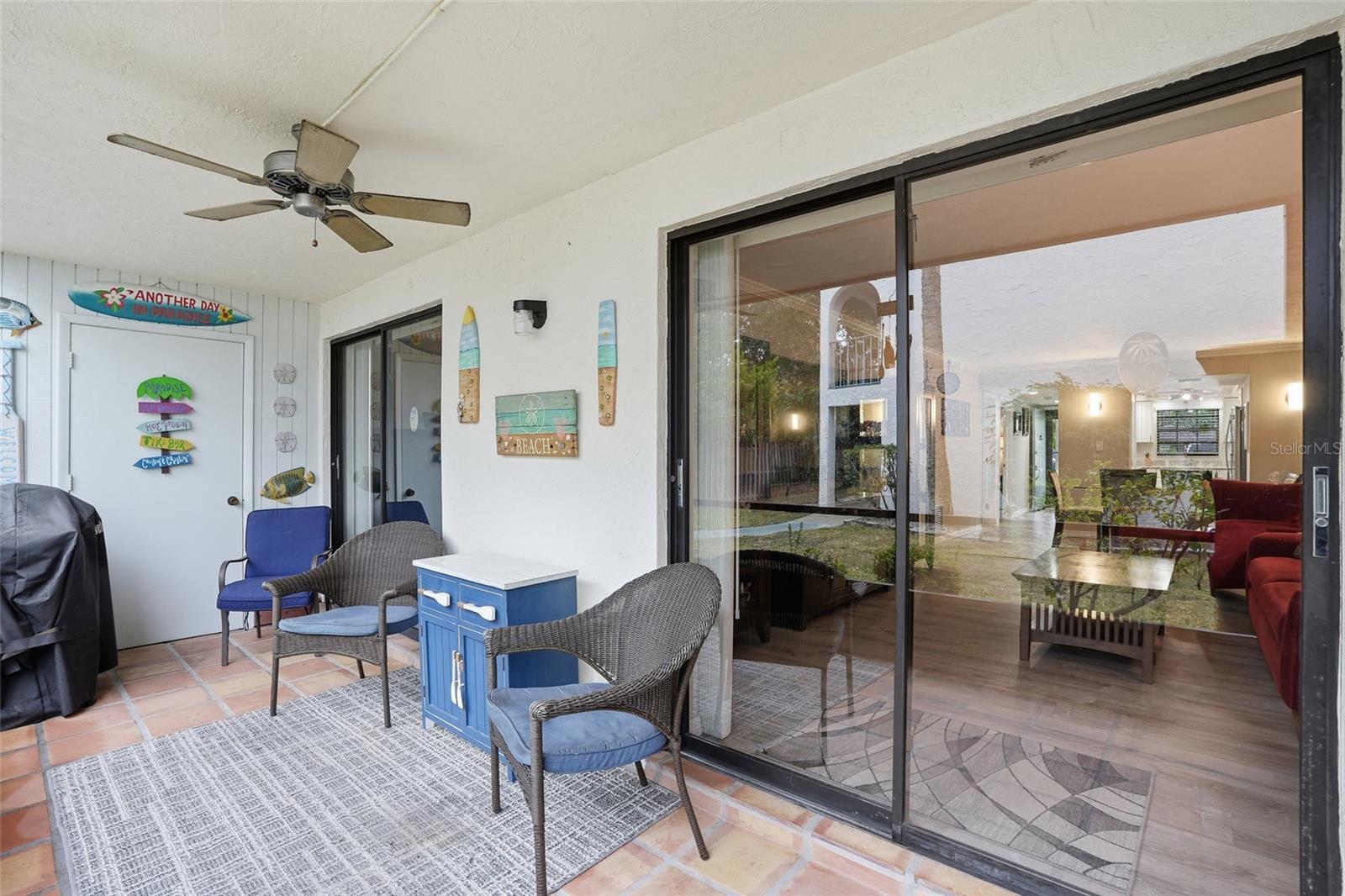 Image 25 of 35 For 1730 Manasota Beach Road 109