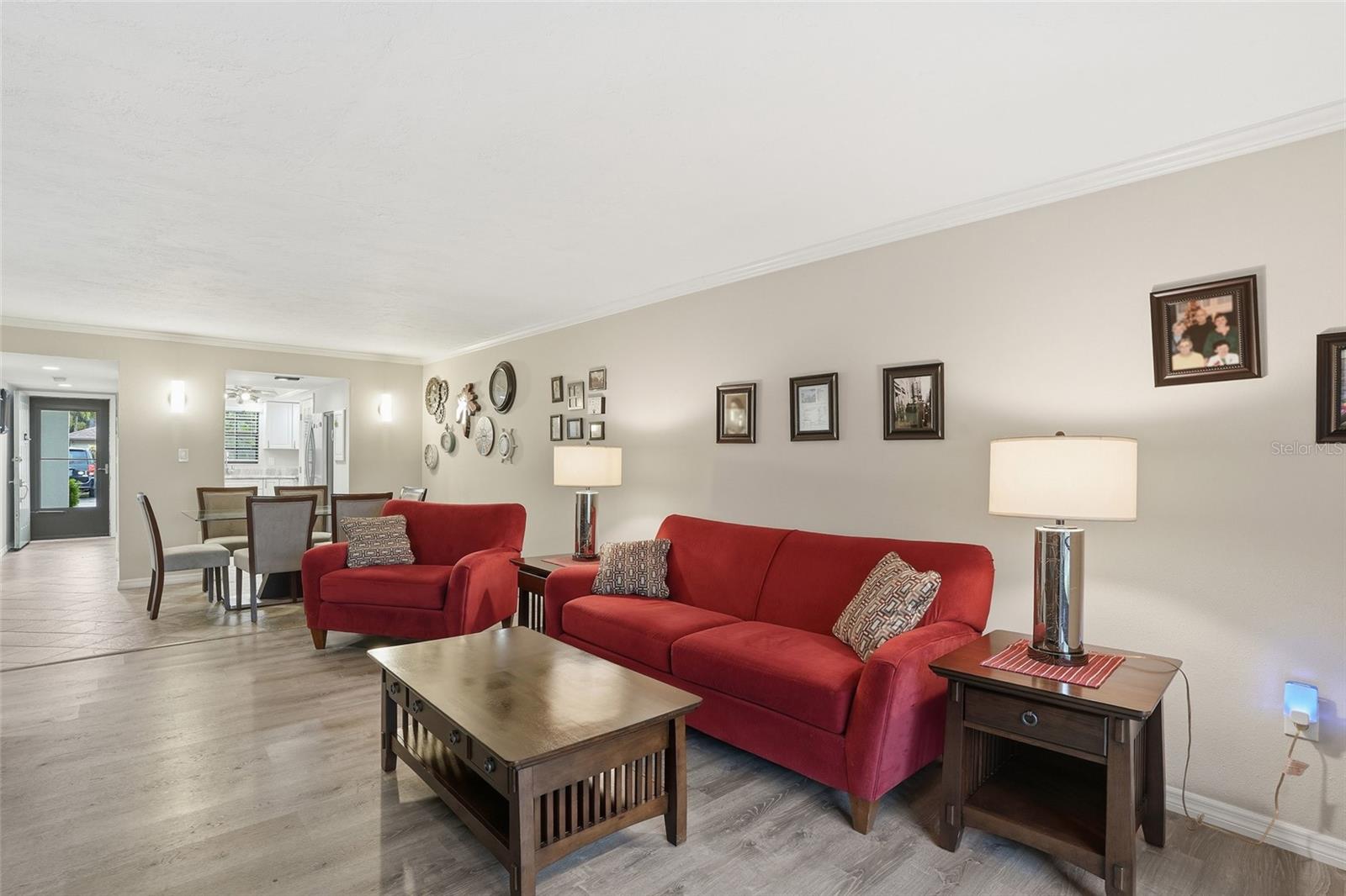 Image 8 of 35 For 1730 Manasota Beach Road 109