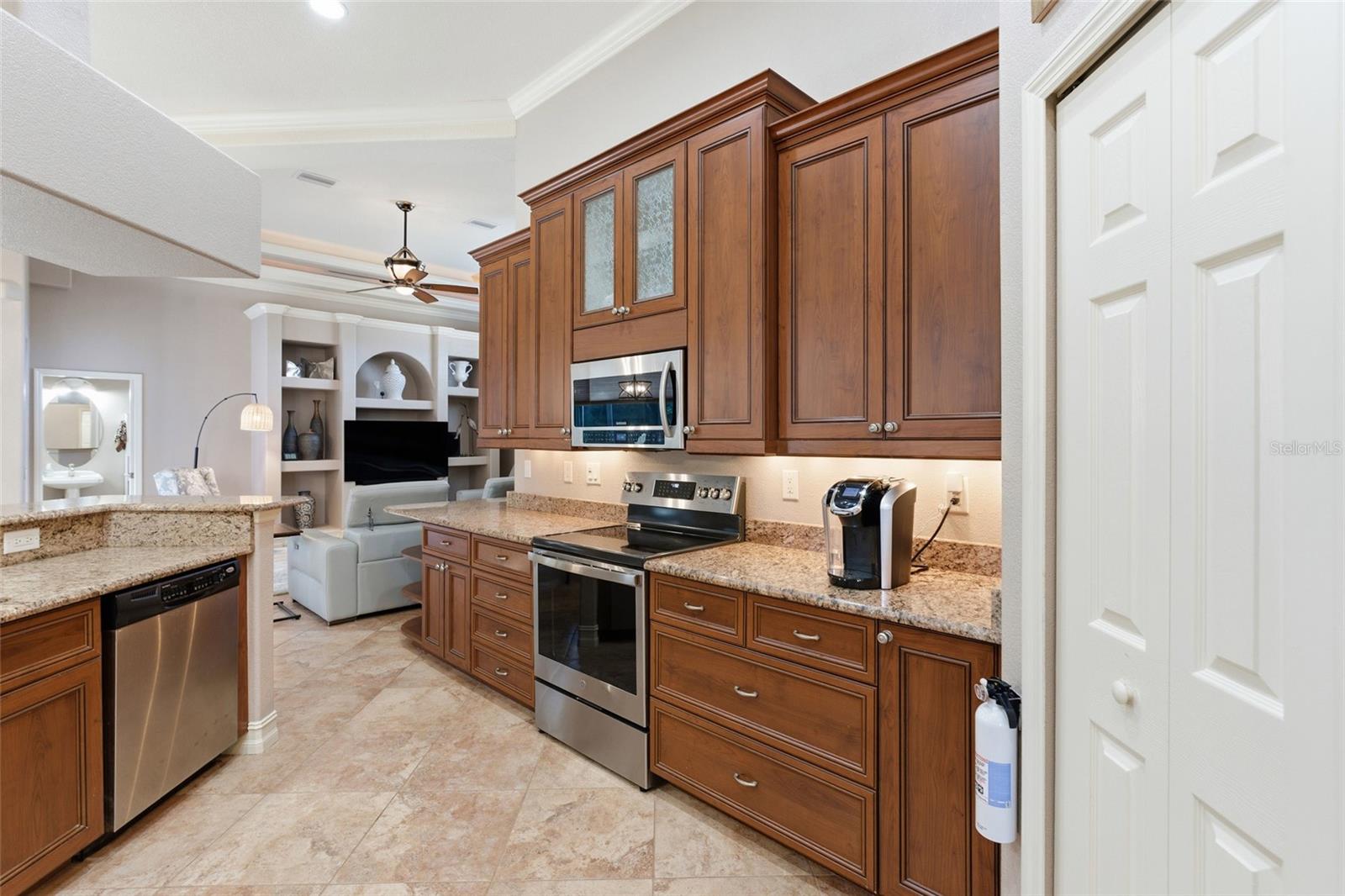 Image 17 of 48 For 13575 Chenille Drive