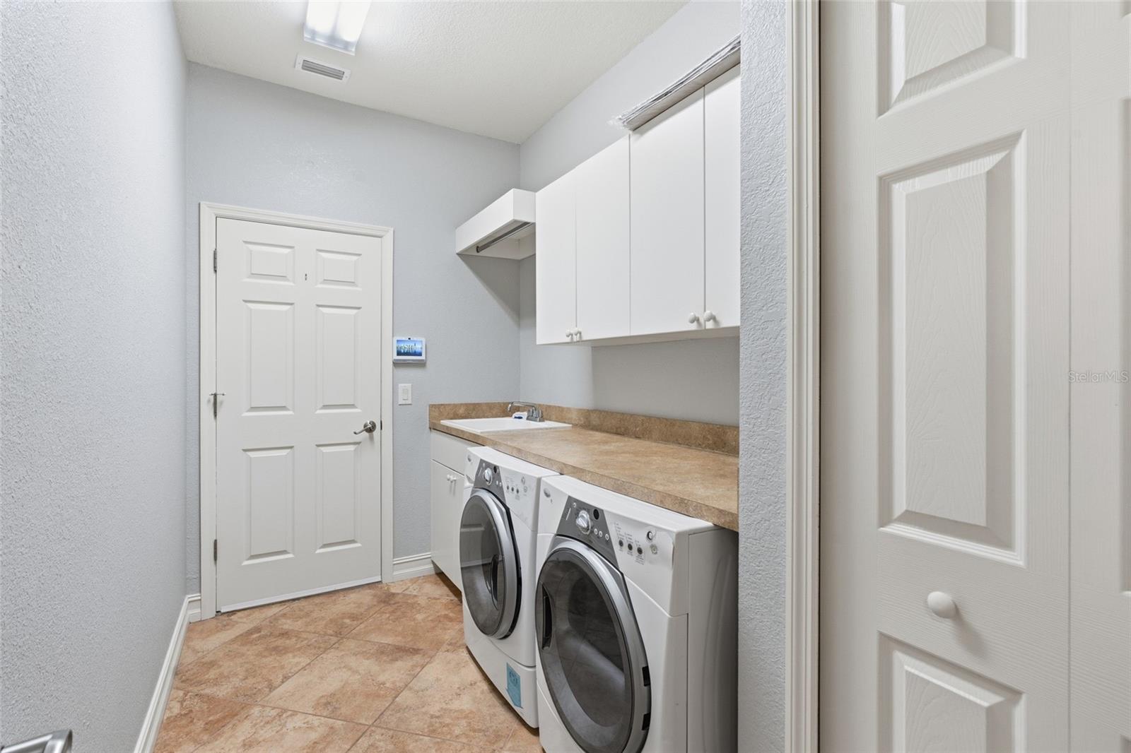 Image 36 of 48 For 13575 Chenille Drive