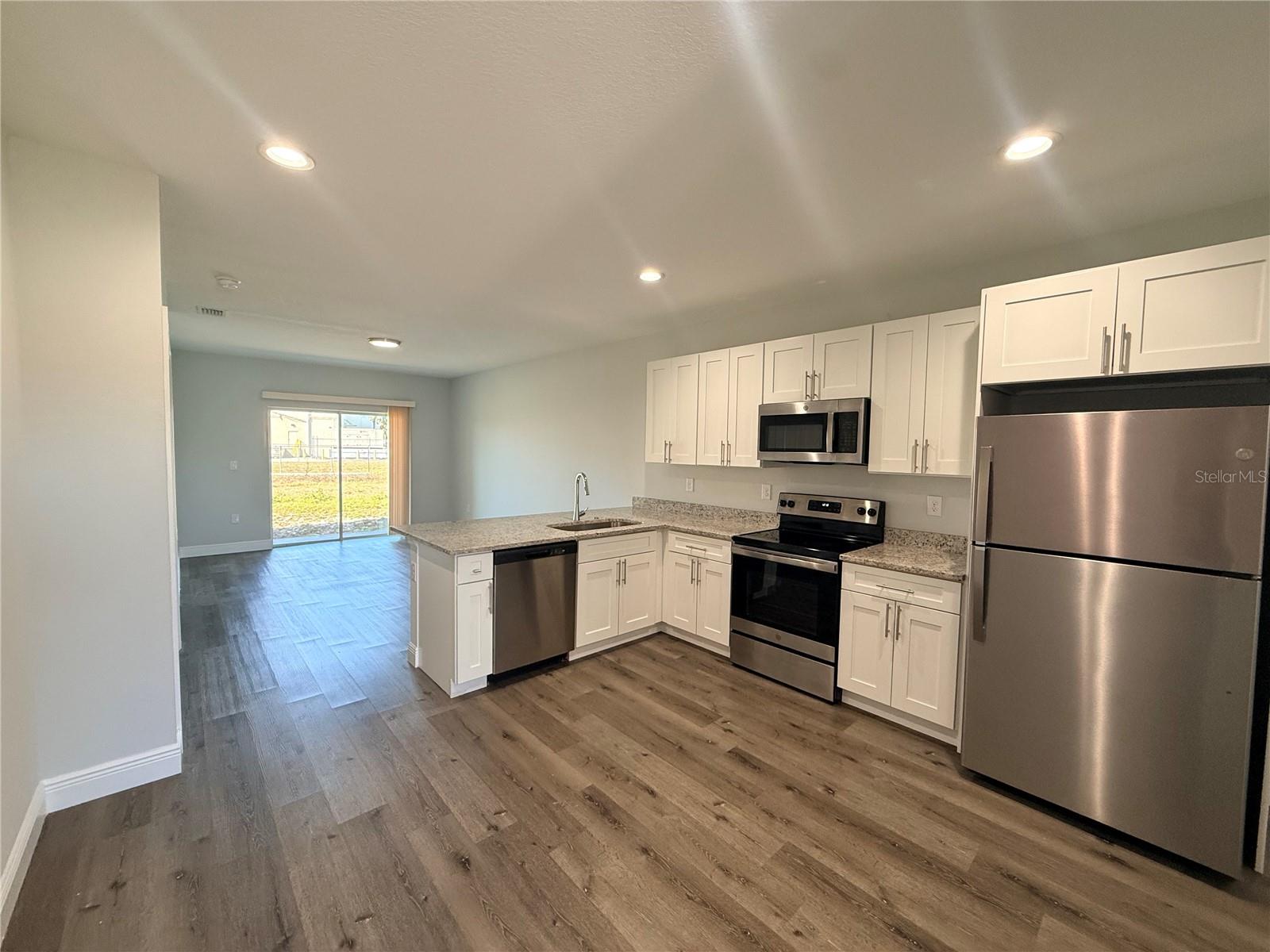 Image 2 of 9 For 11081 Kimberly