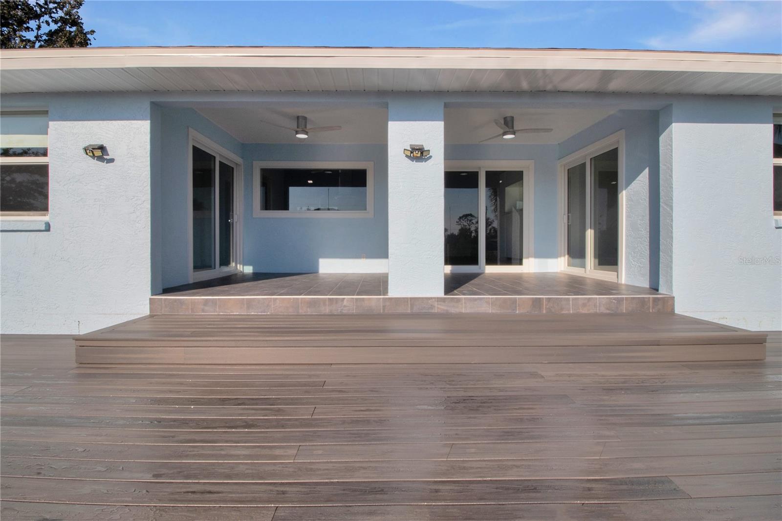 Image 7 of 23 For 3004 Banyan Way