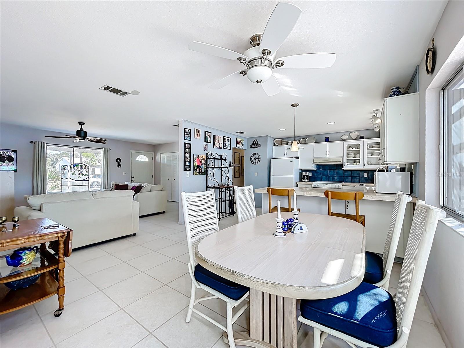 Image 8 of 26 For 4065 Fontainebleau Street