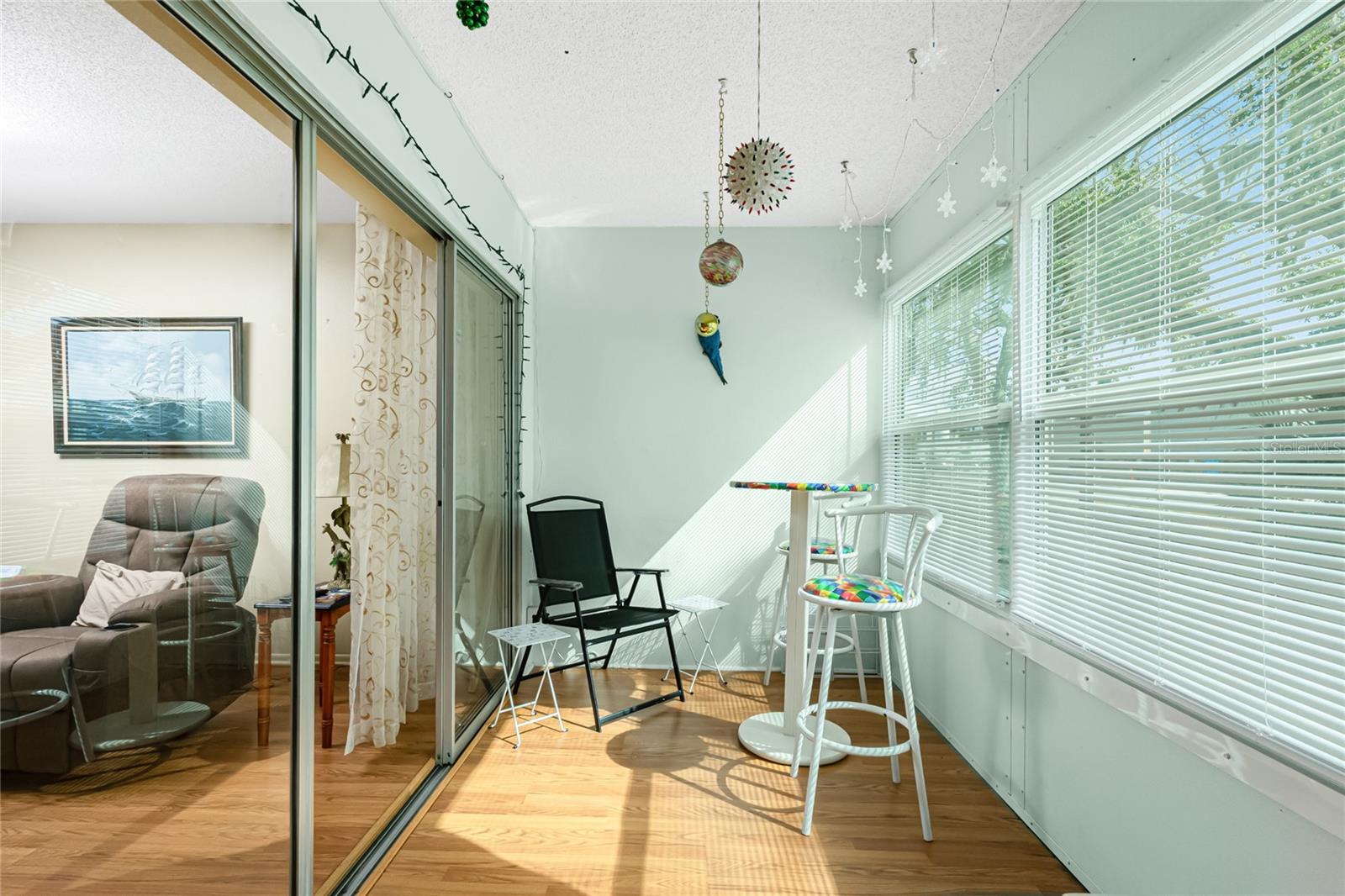 Image 28 of 55 For 21260 Brinson Avenue 110