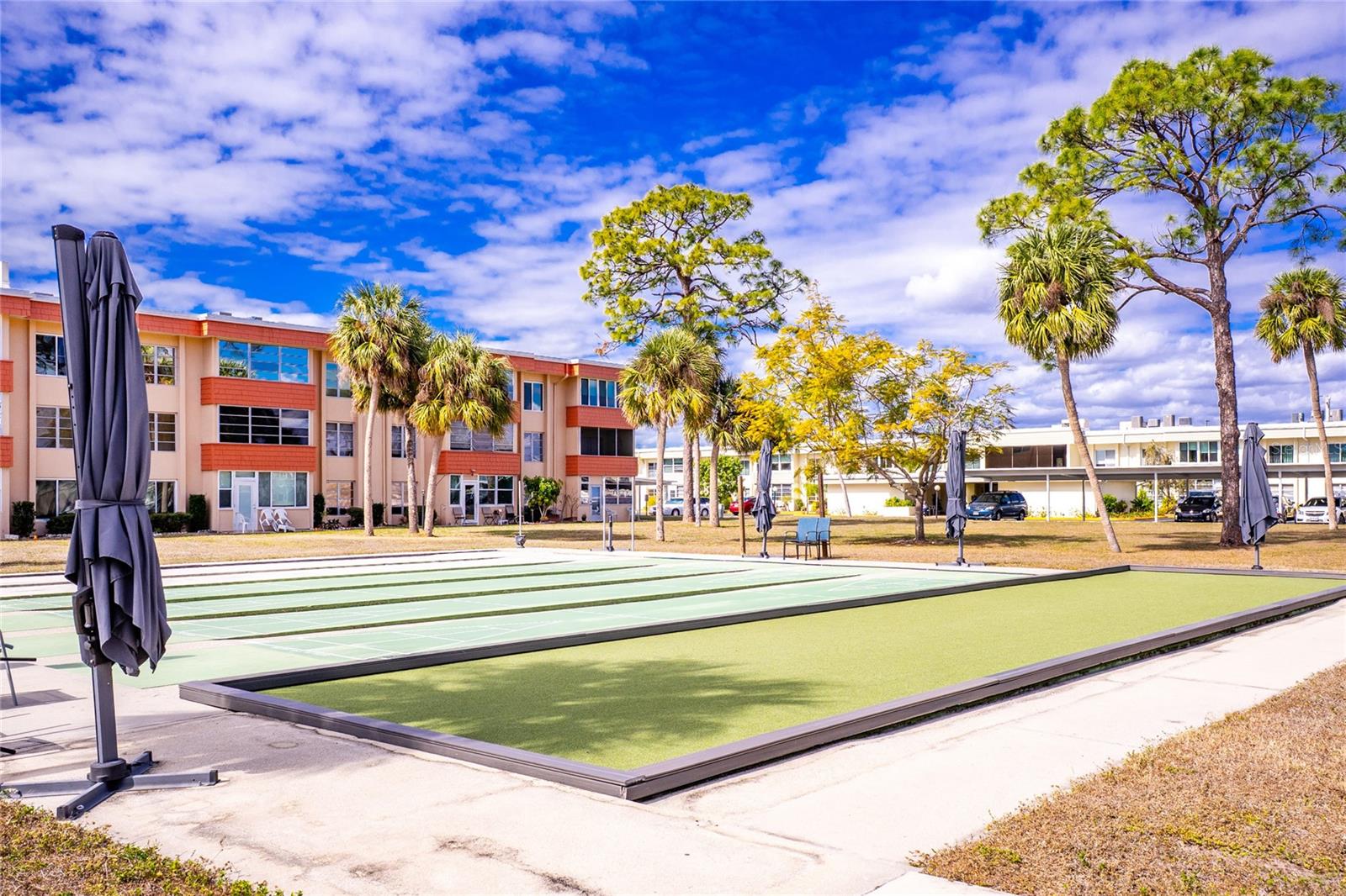 Image 35 of 55 For 21260 Brinson Avenue 110