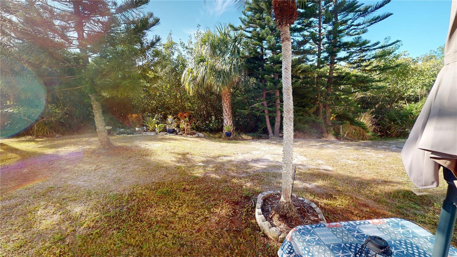 Image 23 of 30 For 22375 Edgewater Drive 137