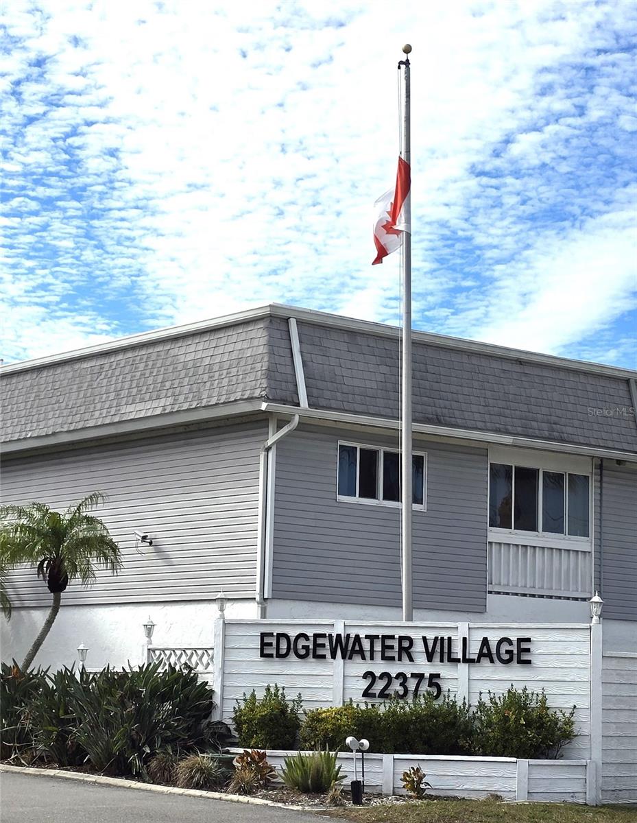 Image 26 of 30 For 22375 Edgewater Drive 137