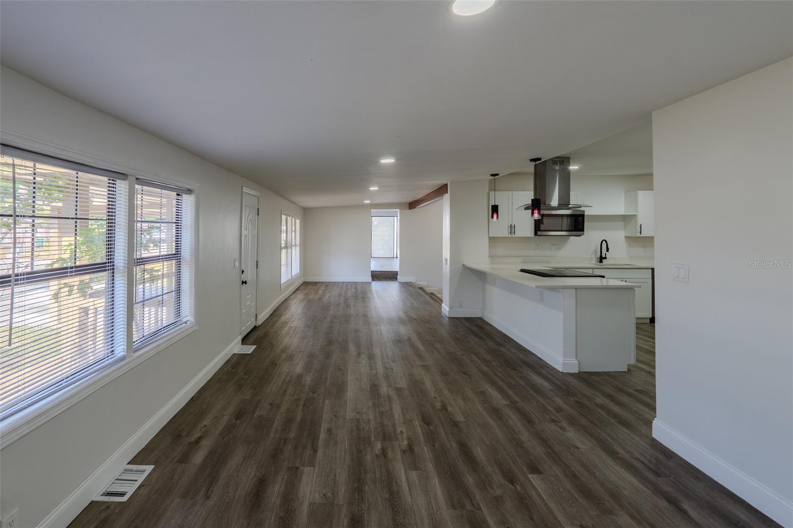 Image 3 of 58 For 599 Carolina Avenue