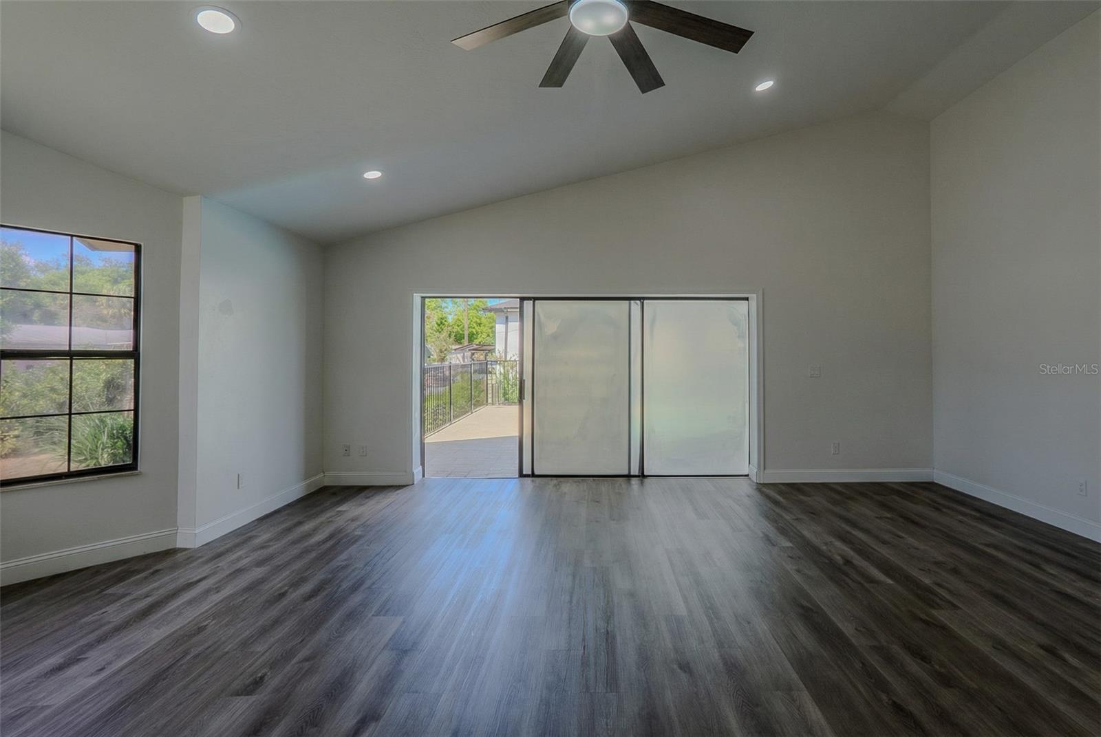 Image 35 of 58 For 599 Carolina Avenue