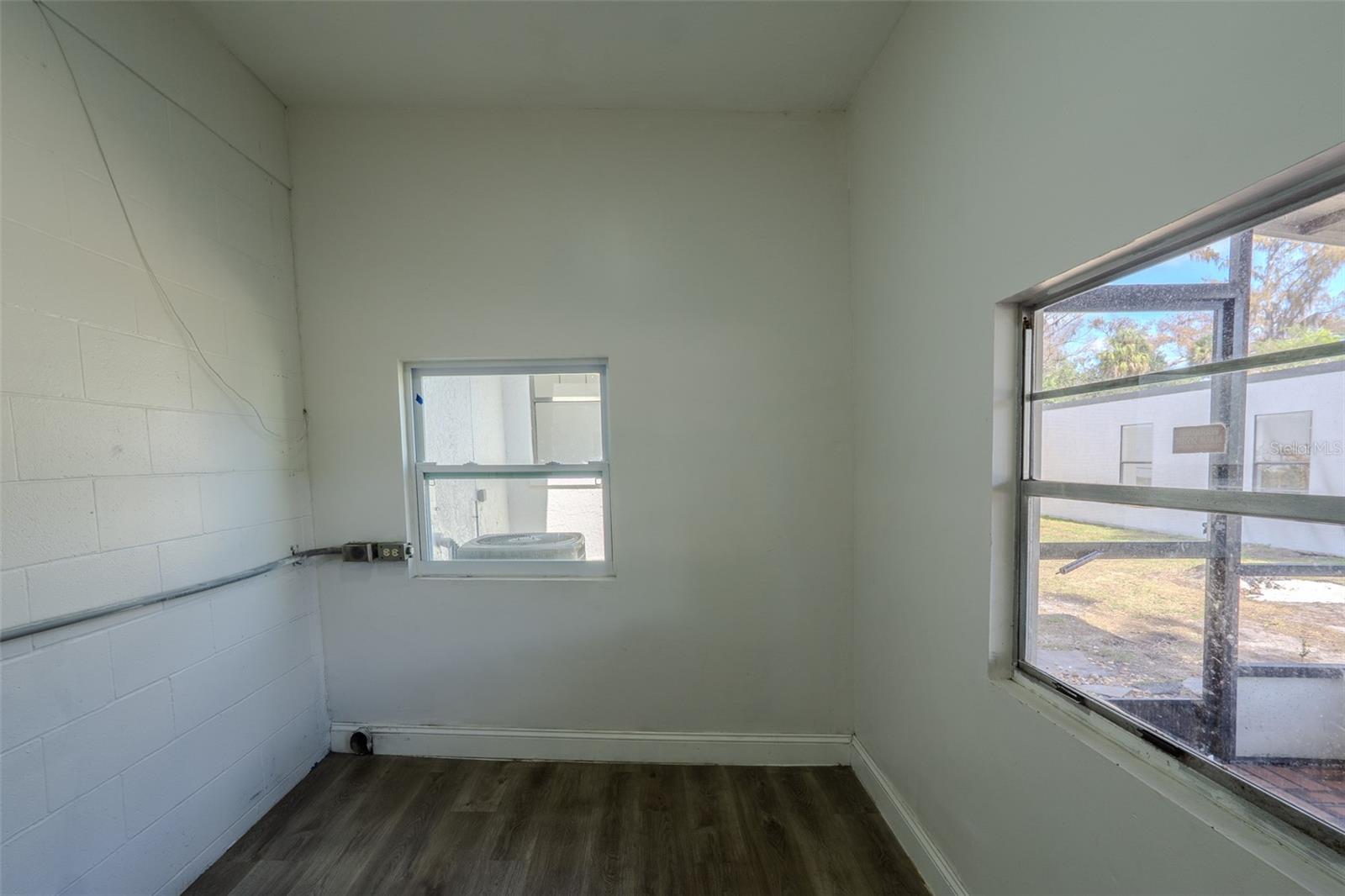 Image 40 of 58 For 599 Carolina Avenue