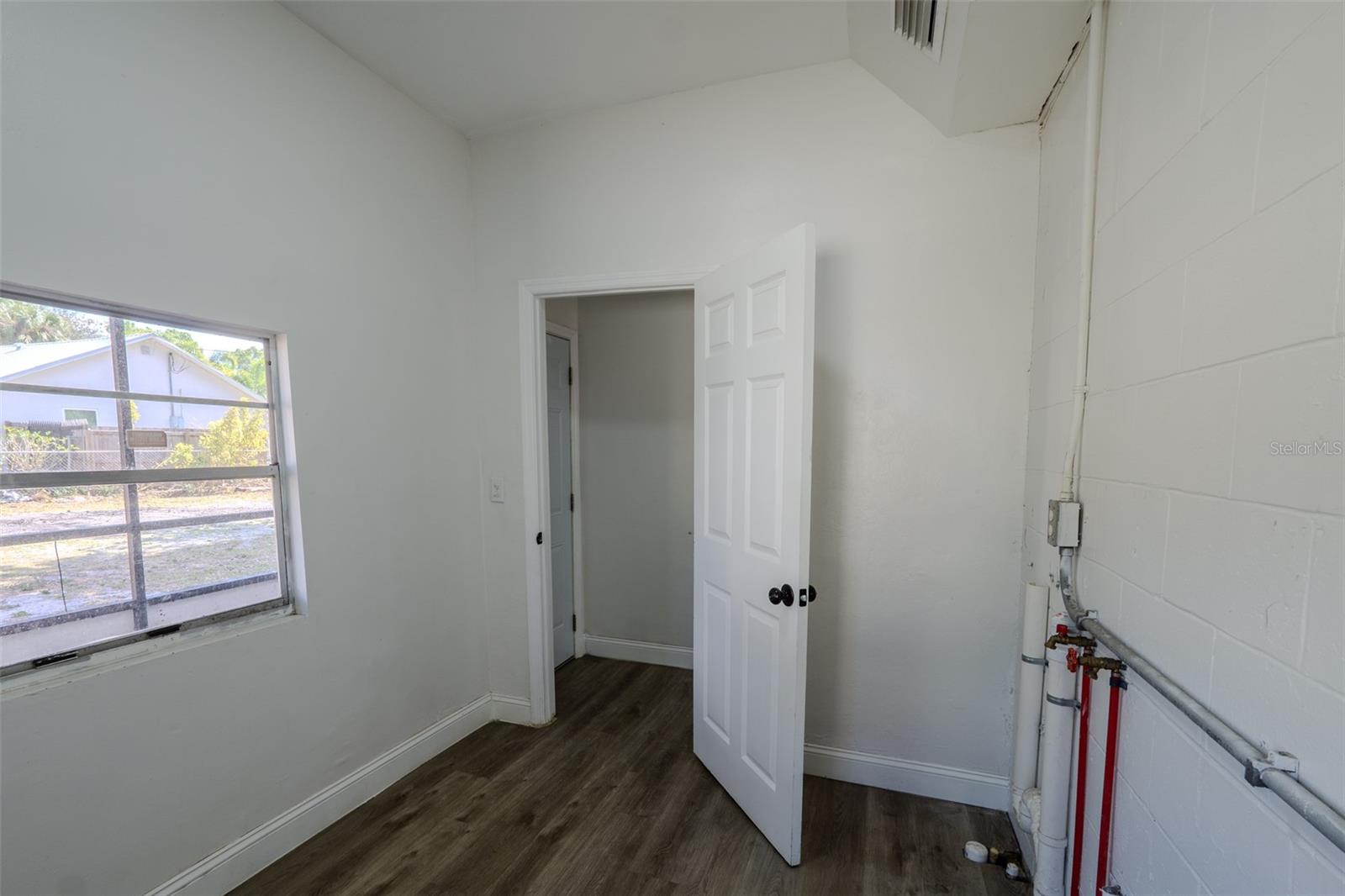 Image 41 of 58 For 599 Carolina Avenue