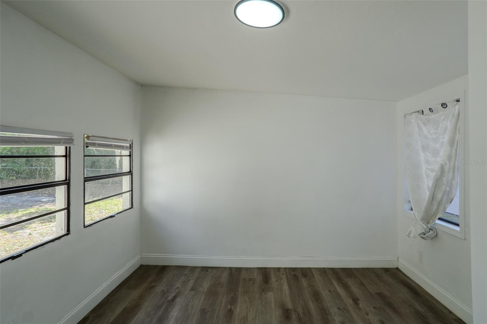 Image 8 of 58 For 599 Carolina Avenue