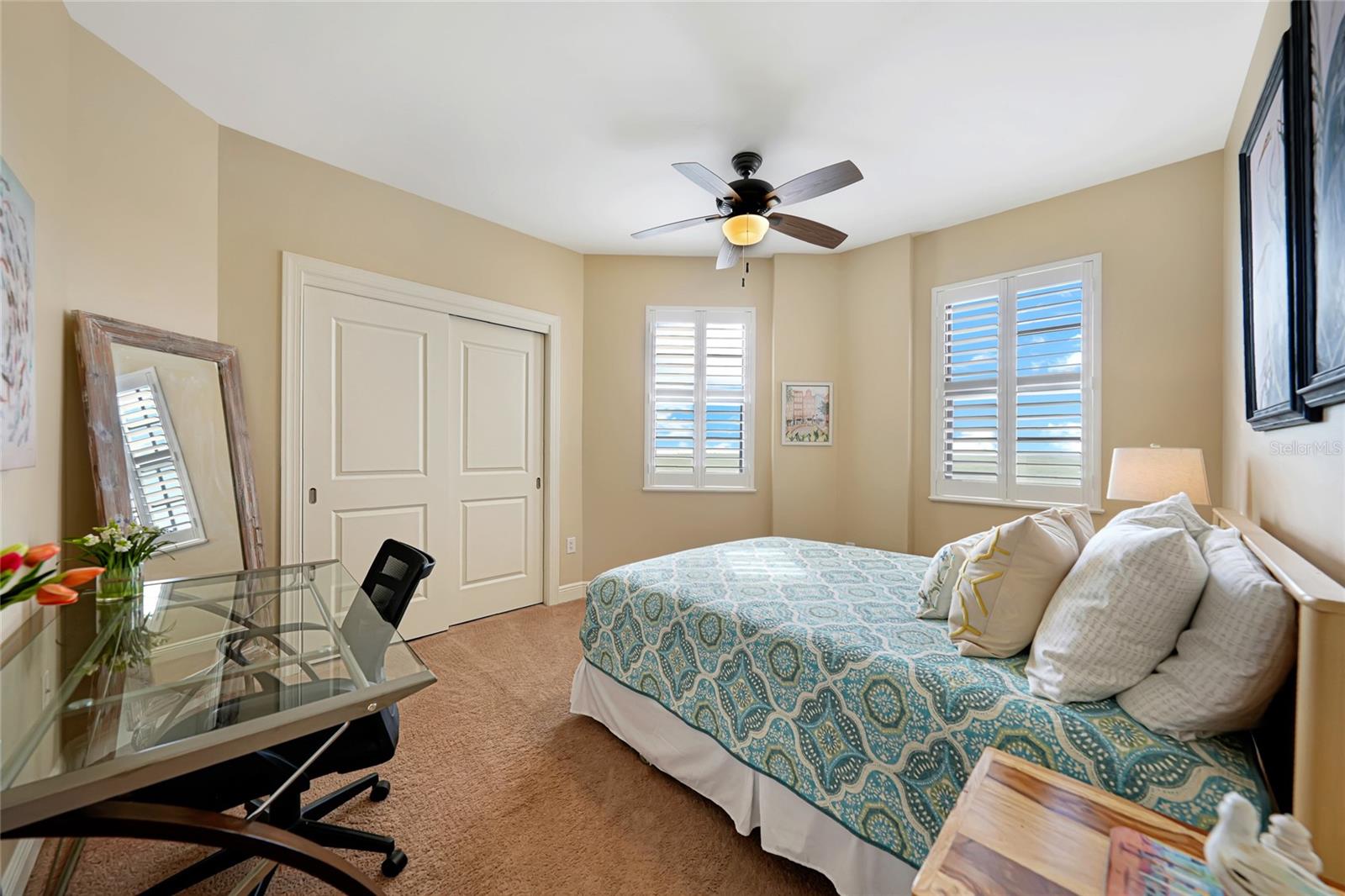 Image 11 of 42 For 5781 Cape Harbour Drive 809