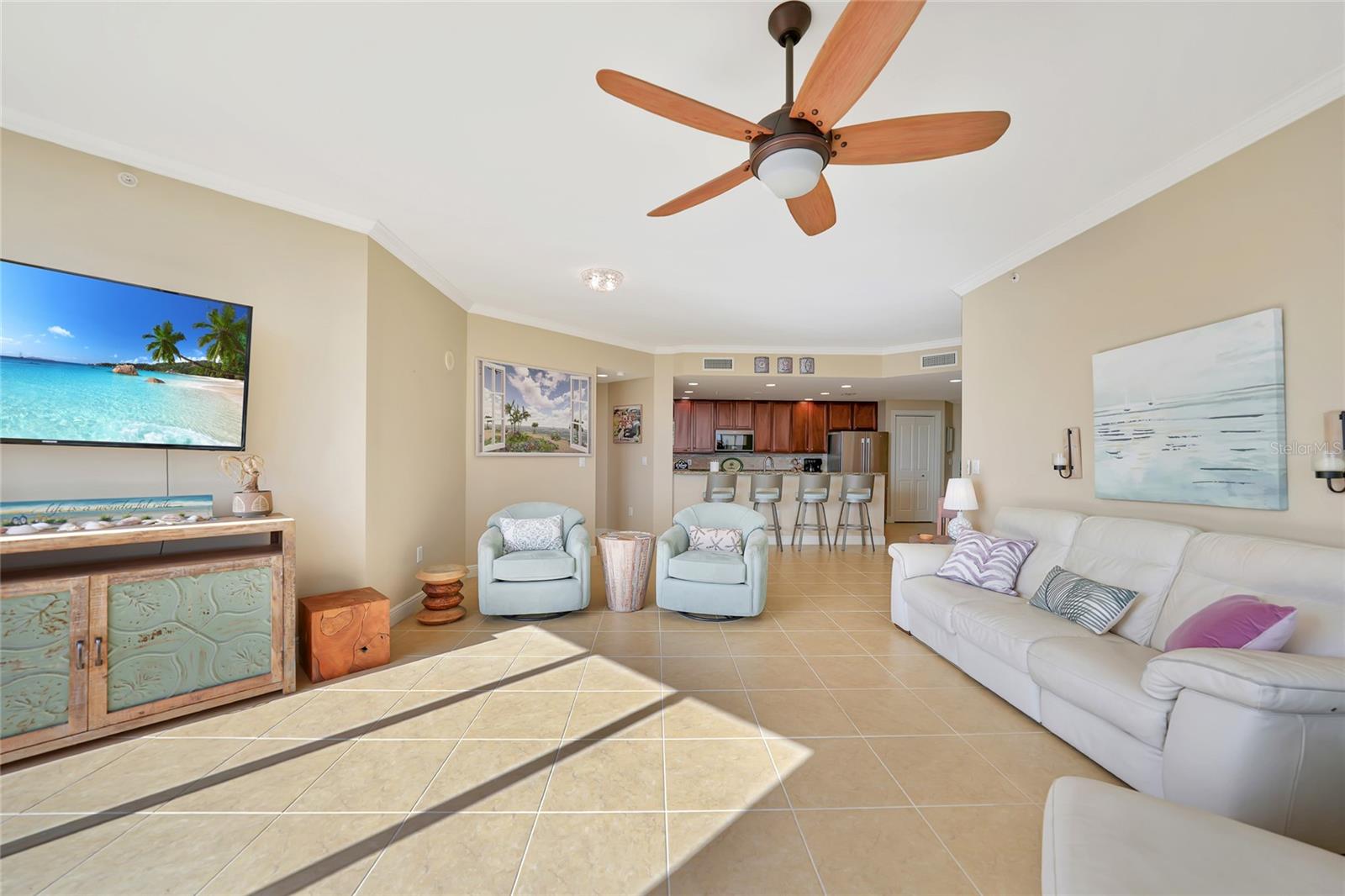 Image 25 of 42 For 5781 Cape Harbour Drive 809