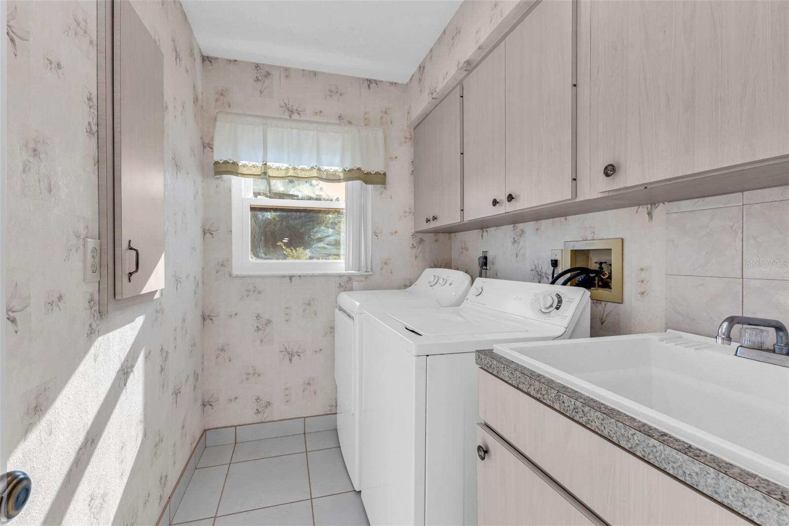 Image 18 of 54 For 3604 Bula Lane