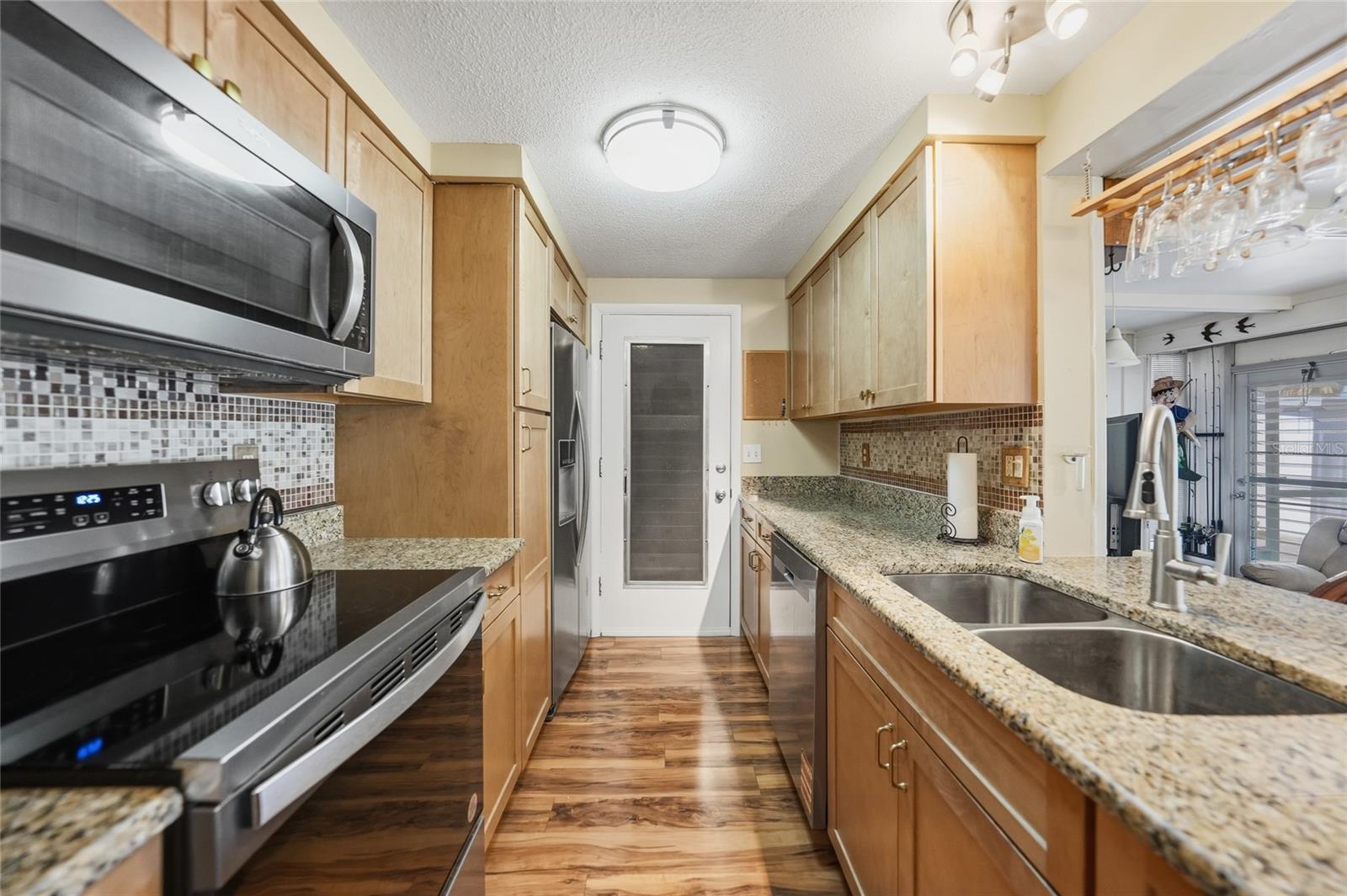 Image 9 of 49 For 18366 Burkholder Circle