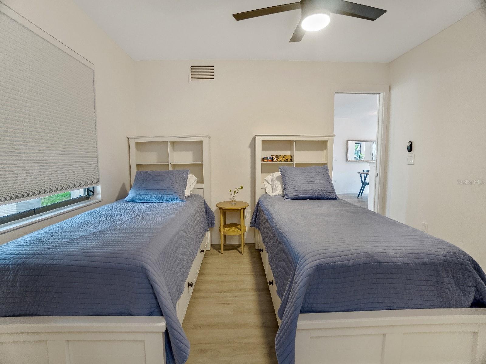 Image 9 of 29 For 472 Colgate Road