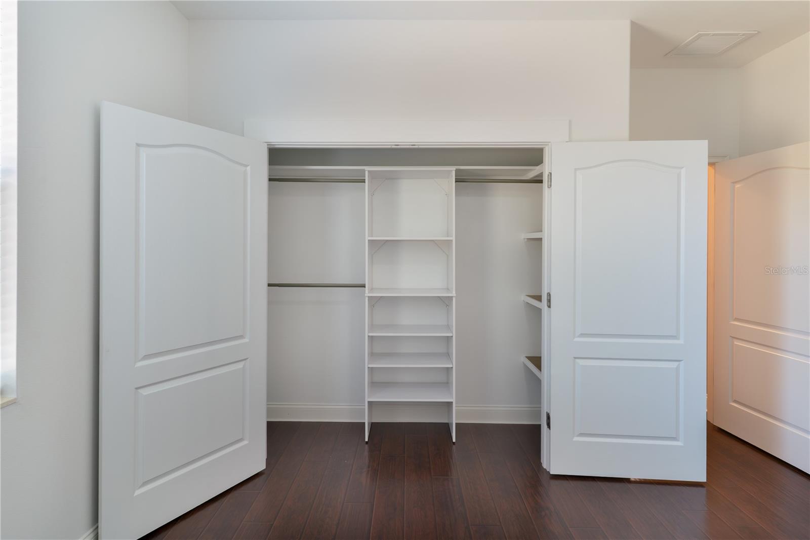 Image 27 of 44 For 4847 Meg Court