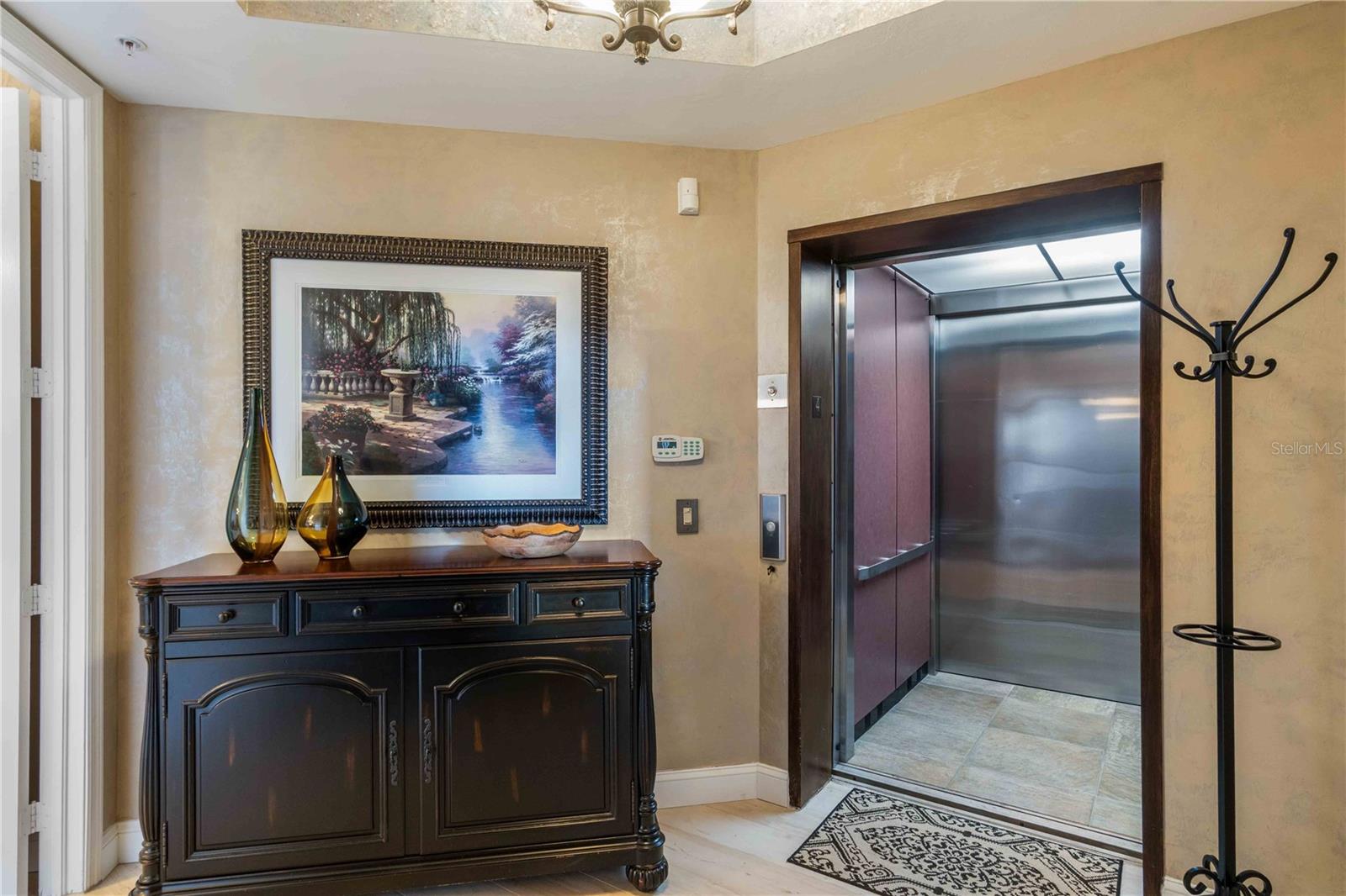 Image 20 of 98 For 87 Vivante Boulevard 403