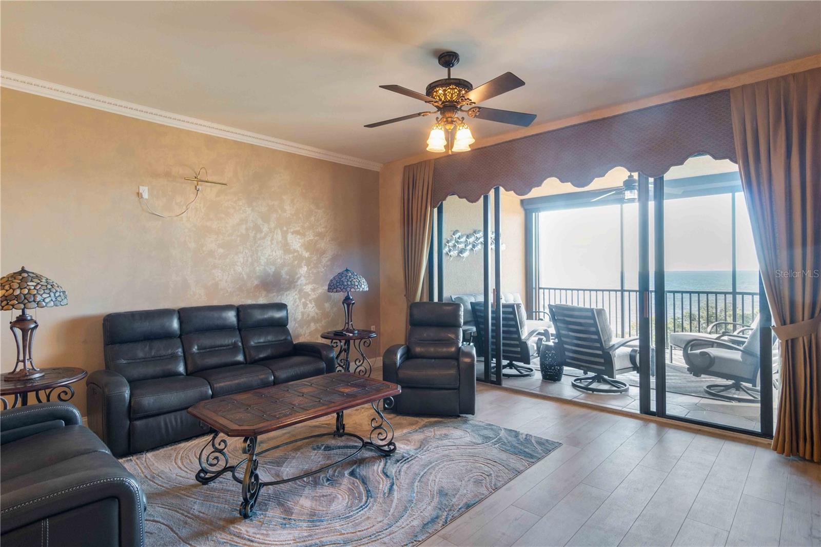 Image 42 of 98 For 87 Vivante Boulevard 403