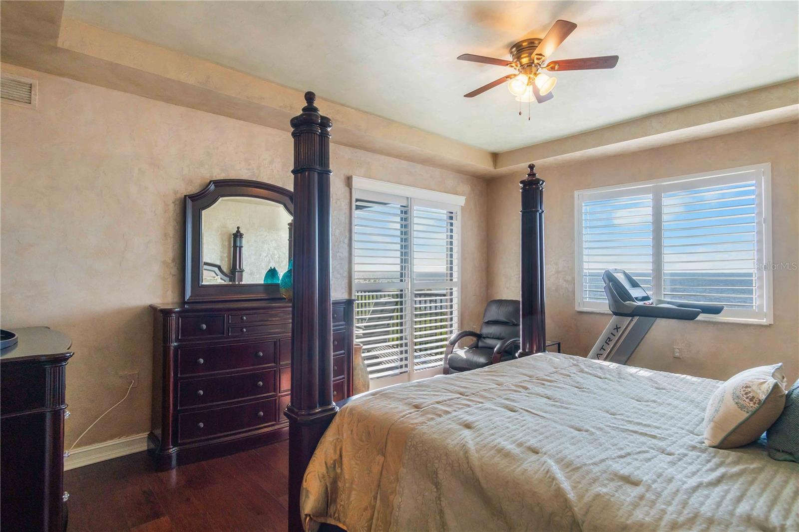 Image 49 of 98 For 87 Vivante Boulevard 403