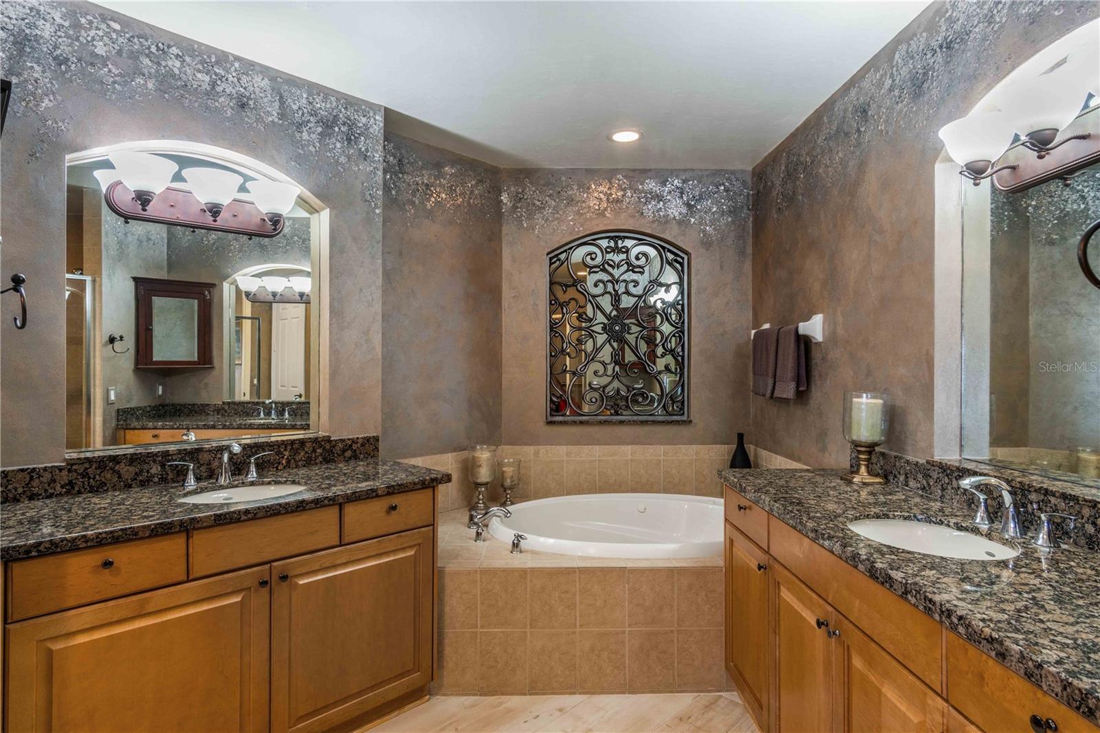 Image 53 of 98 For 87 Vivante Boulevard 403