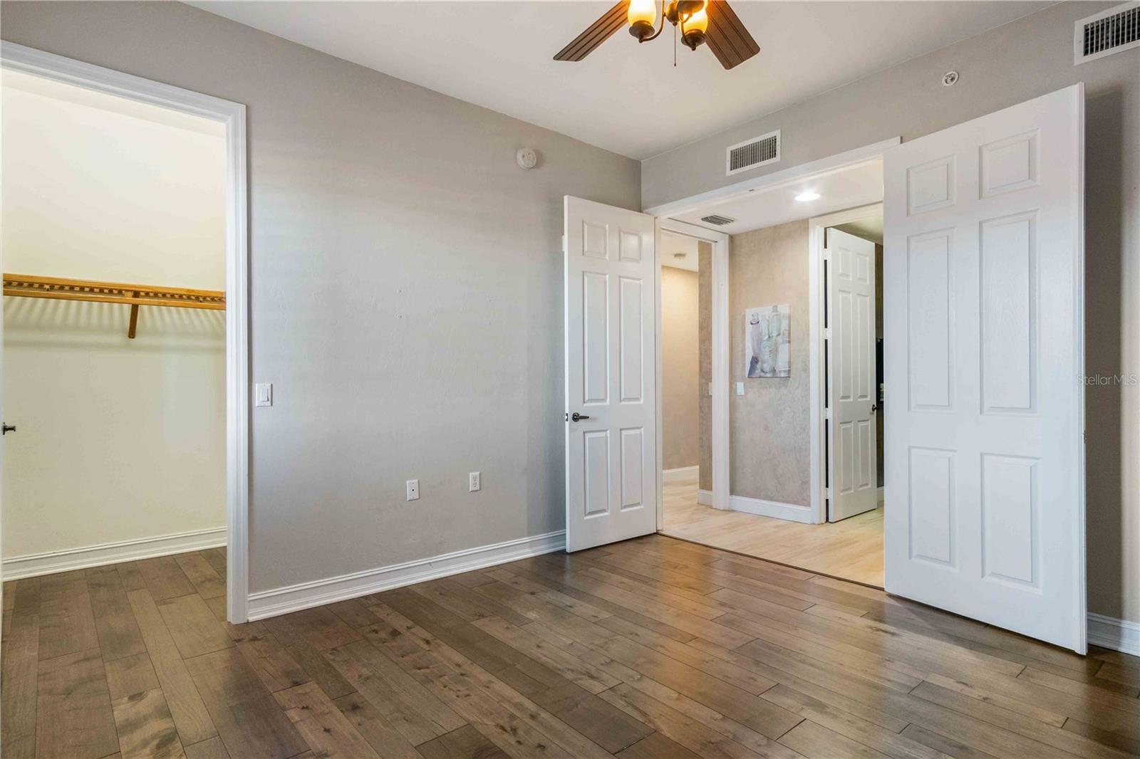 Image 70 of 98 For 87 Vivante Boulevard 403