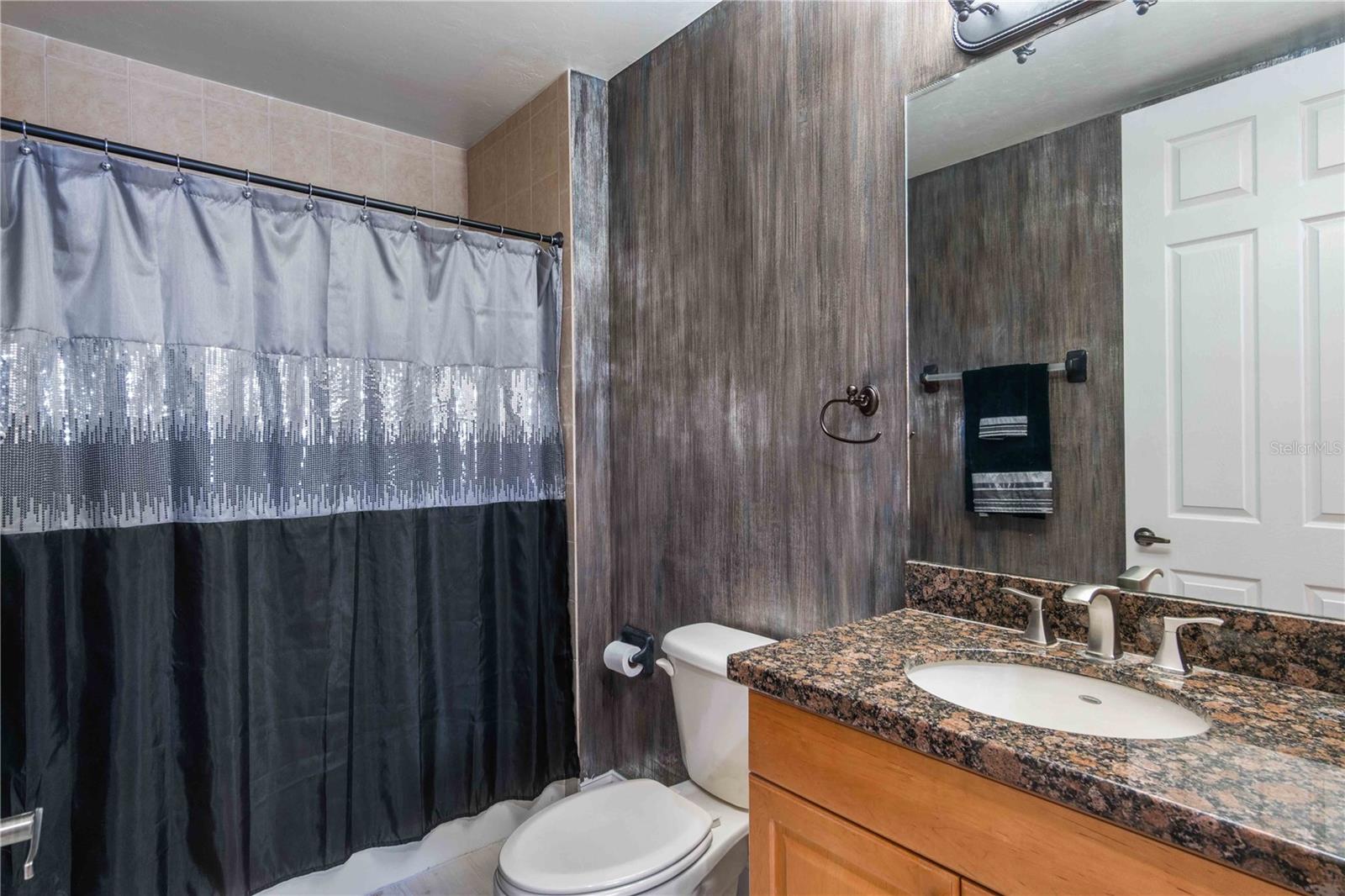 Image 71 of 98 For 87 Vivante Boulevard 403