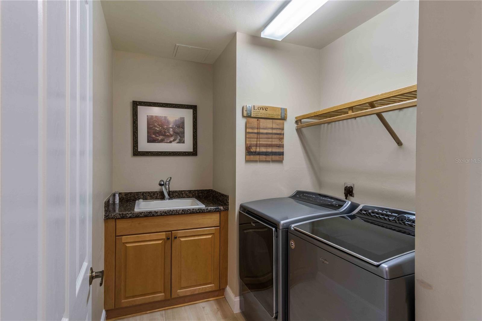 Image 73 of 98 For 87 Vivante Boulevard 403