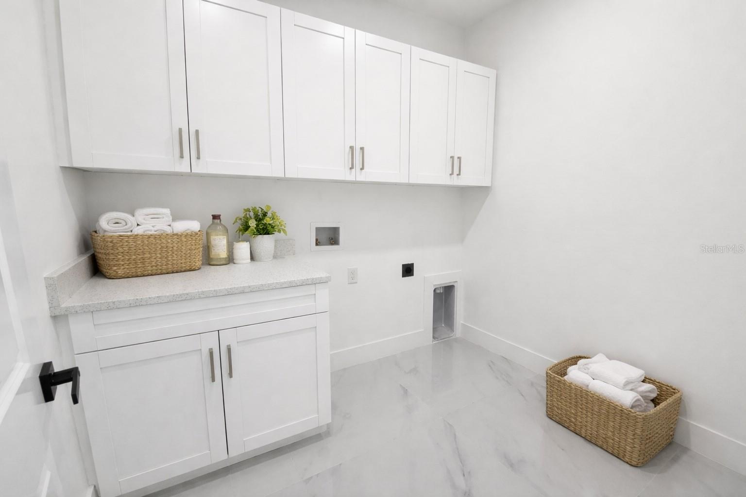 Image 25 of 35 For 2853 3rd Street