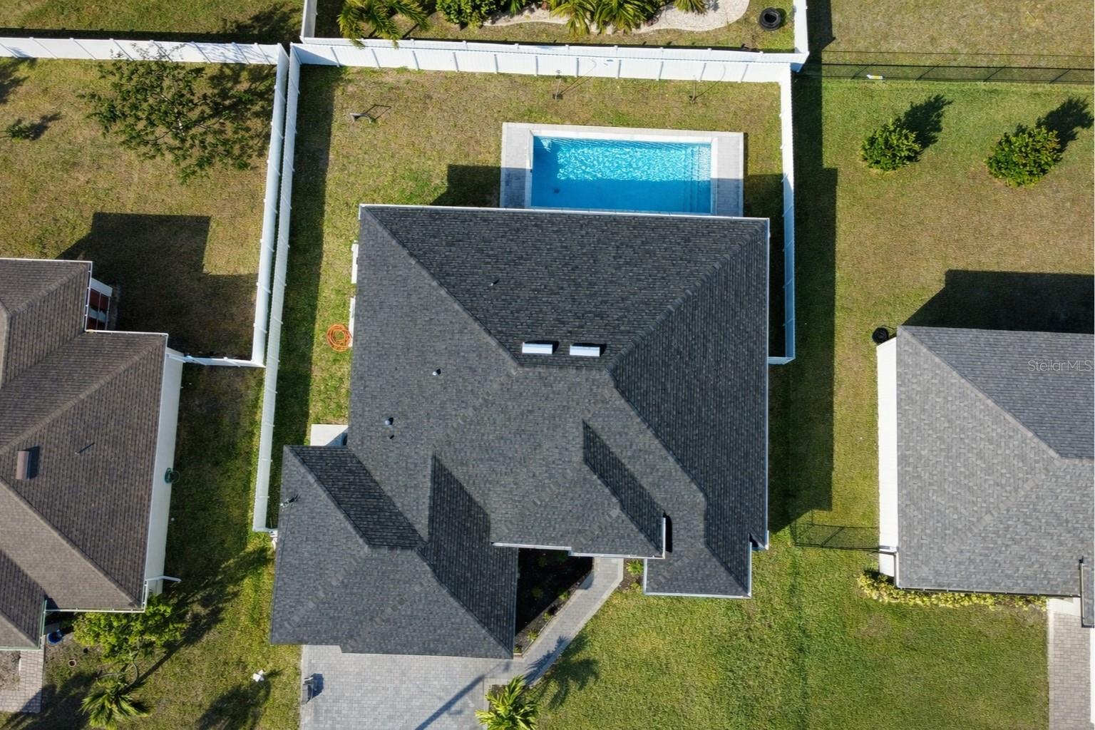 Image 3 of 35 For 2853 3rd Street