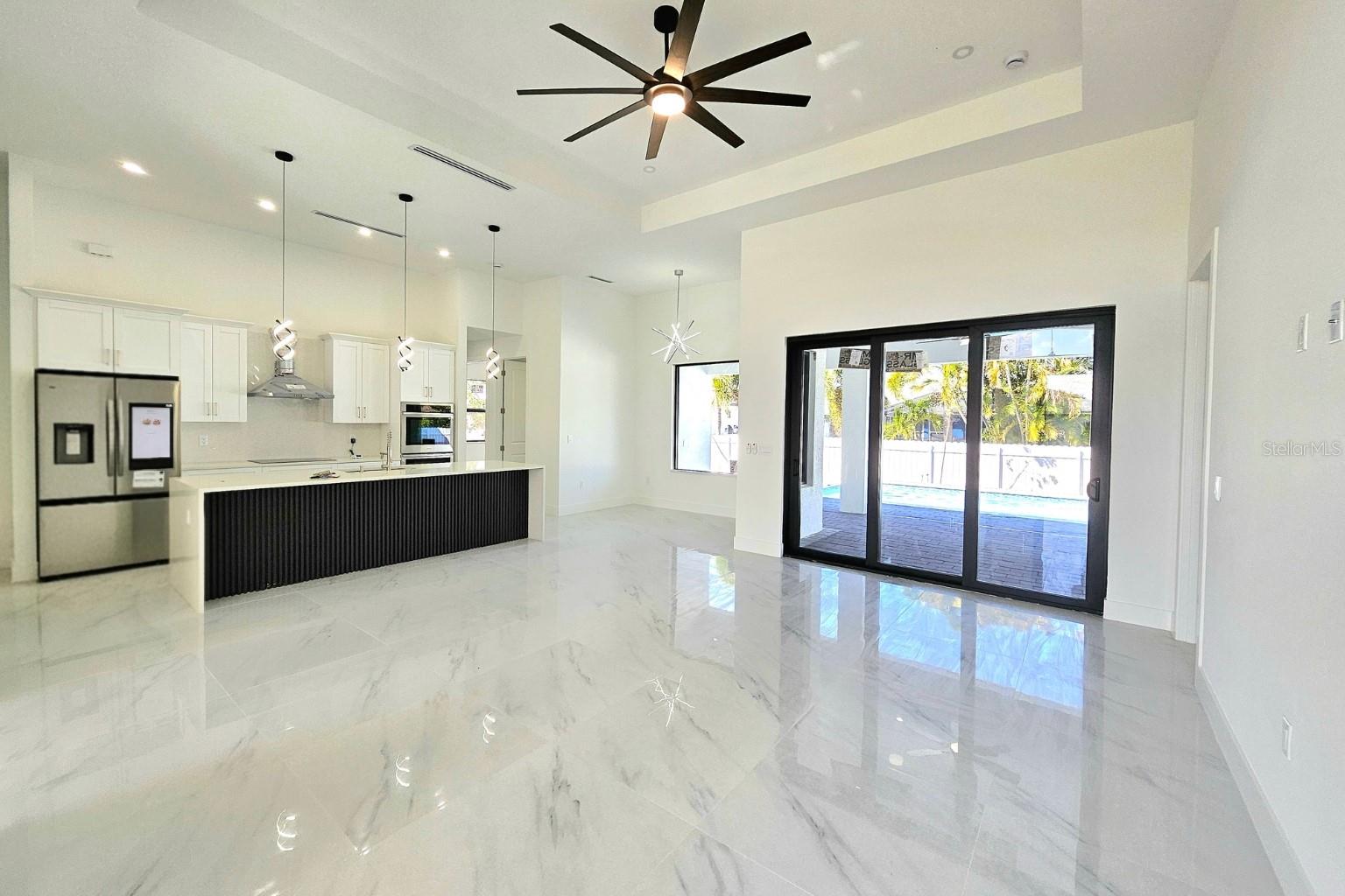 Image 7 of 35 For 2853 3rd Street