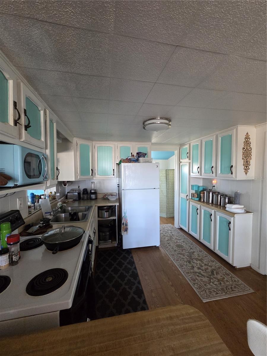 Image 13 of 23 For 1024 Strickland Road