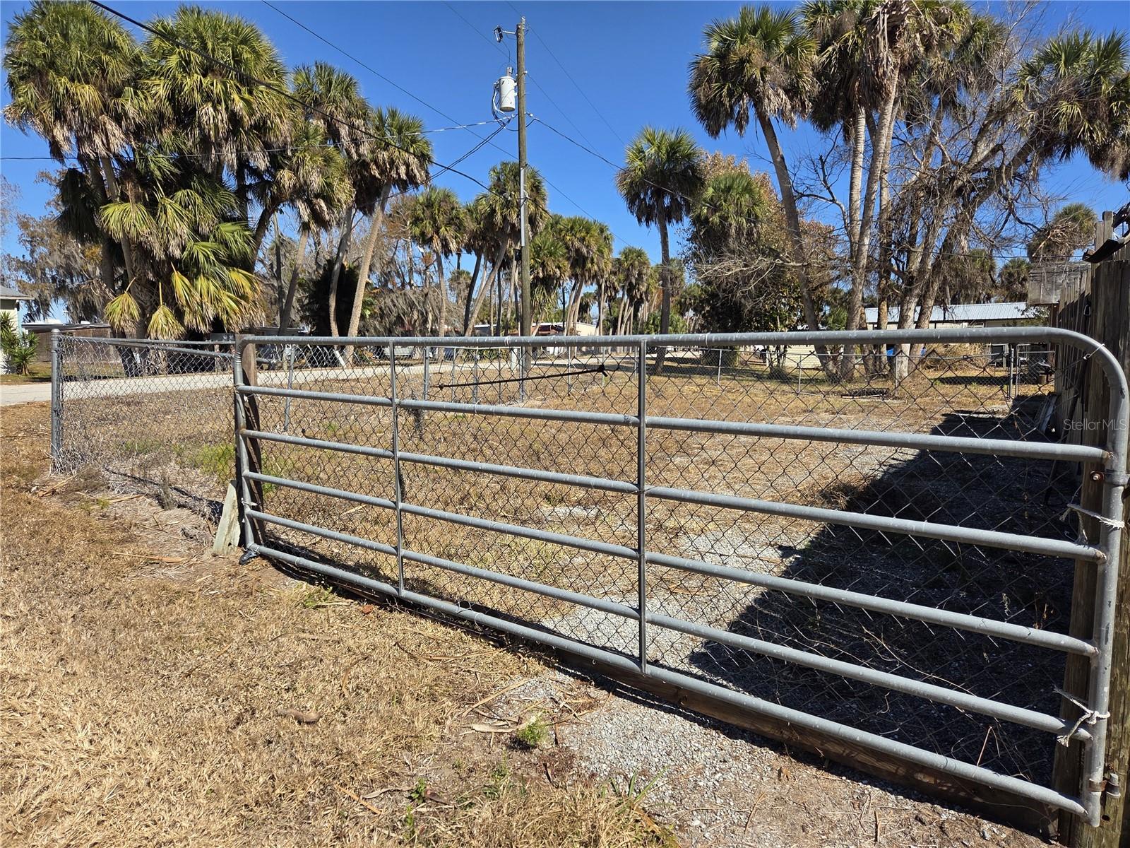 Image 21 of 23 For 1024 Strickland Road