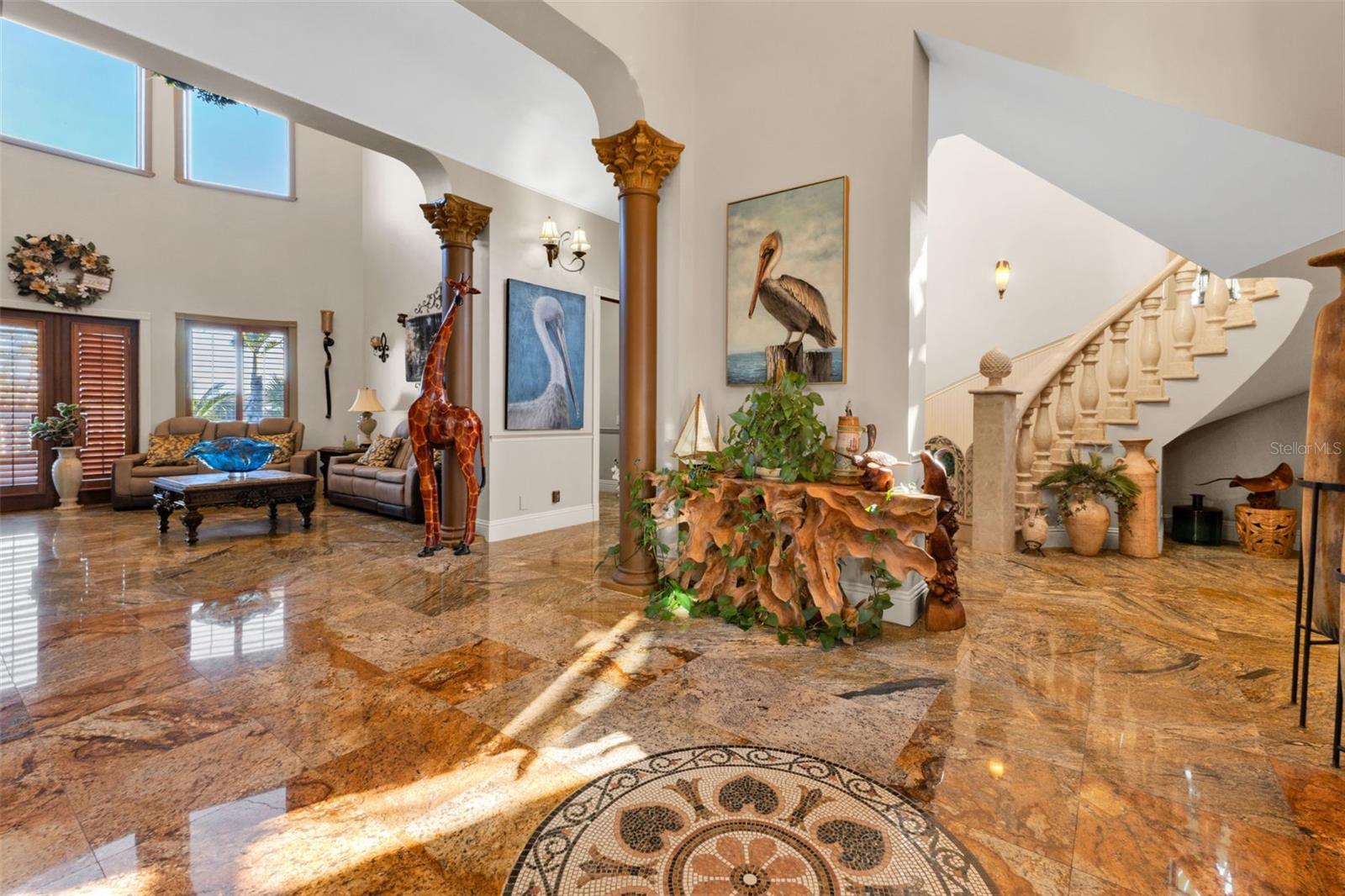 Listing photo id 8 for 15196 Lyneburg Avenue