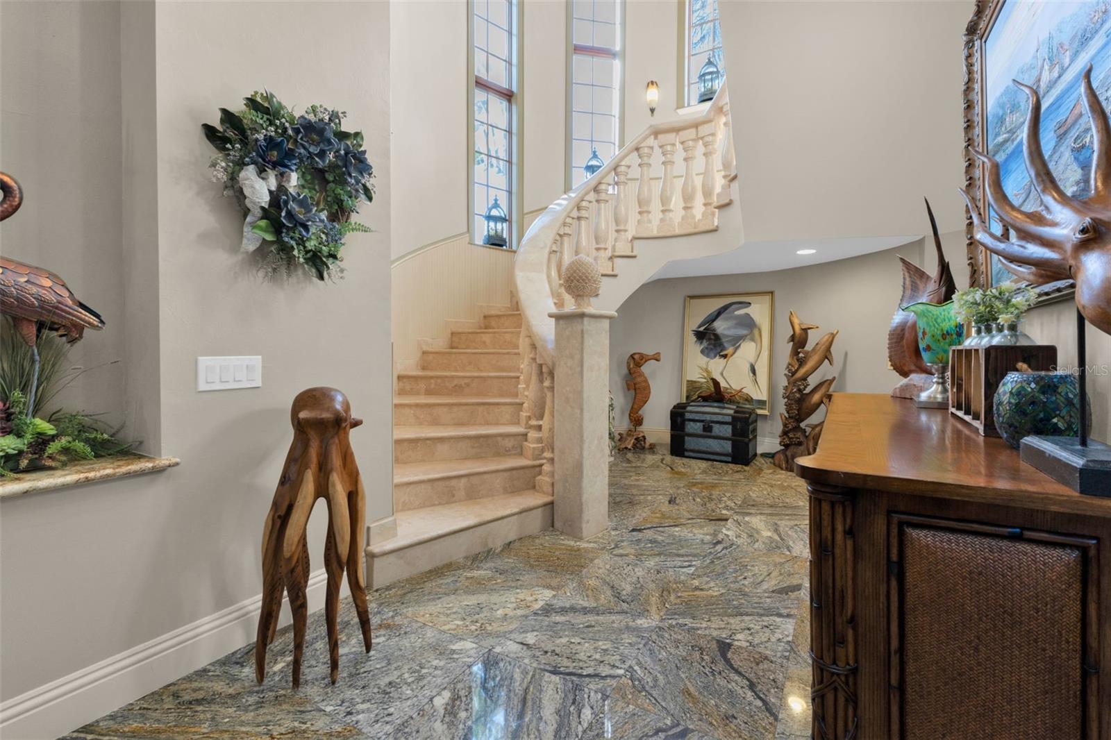 Listing photo id 15 for 15196 Lyneburg Avenue