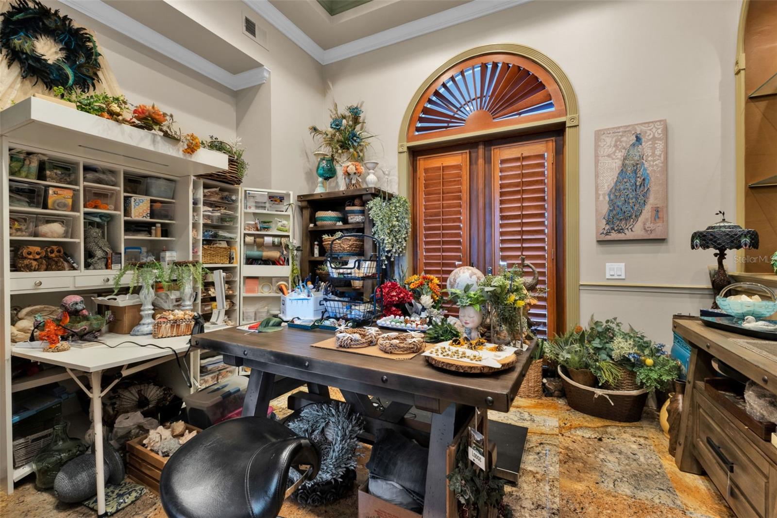 Listing photo id 37 for 15196 Lyneburg Avenue