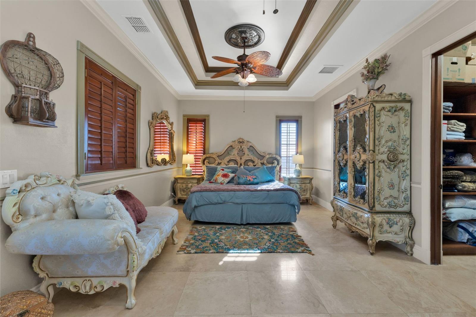 Listing photo id 63 for 15196 Lyneburg Avenue